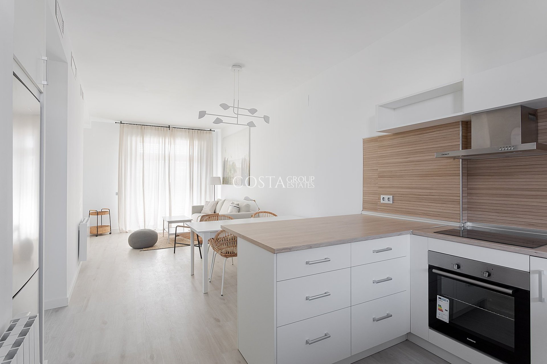 Neue Gebäude - Apartments -
Vera