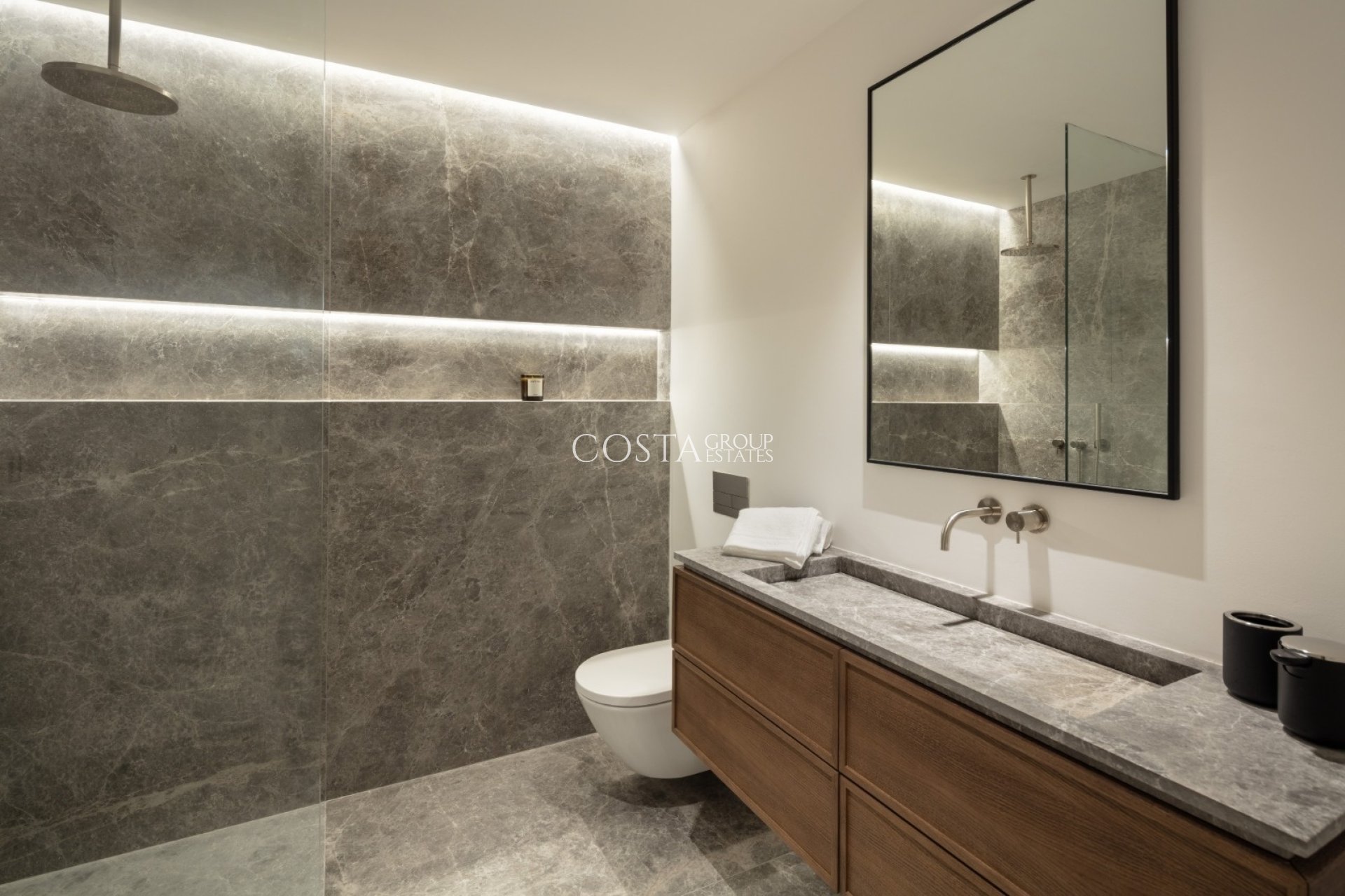 Neue Gebäude - ground-floor -
Marbella