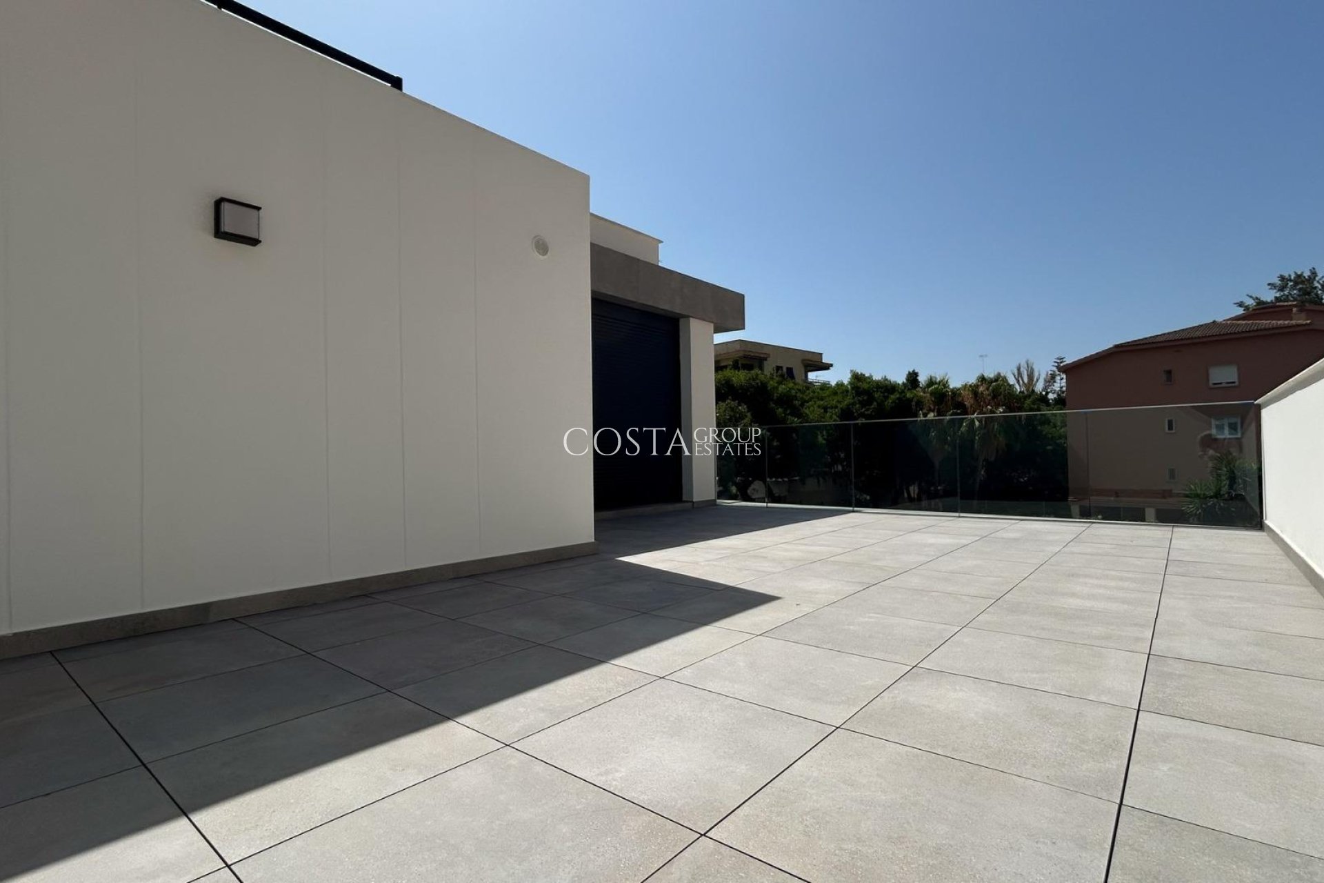 Neue Gebäude - House -
Málaga - El Limonar