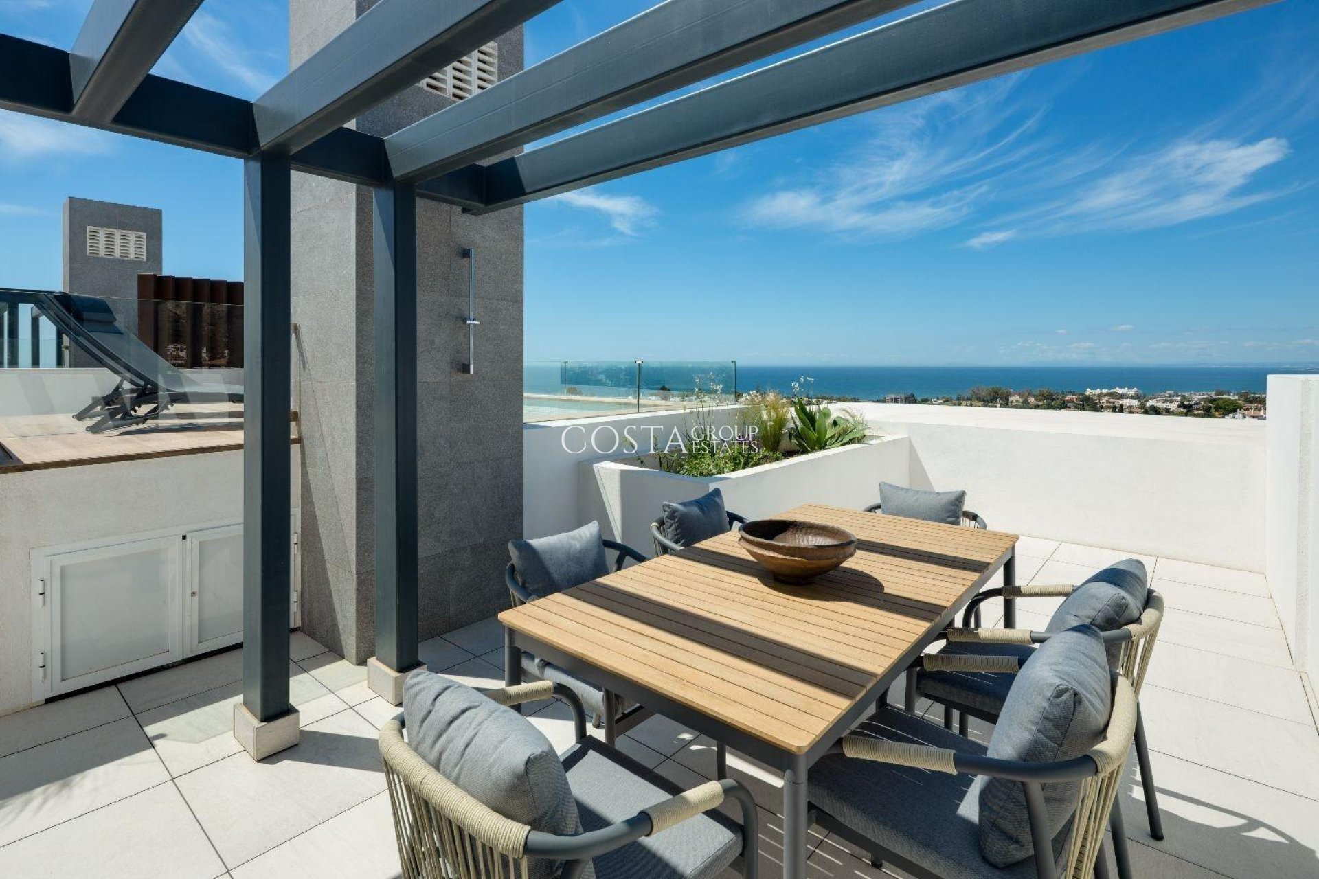 Neue Gebäude - House -
Marbella - Rio Real Golf