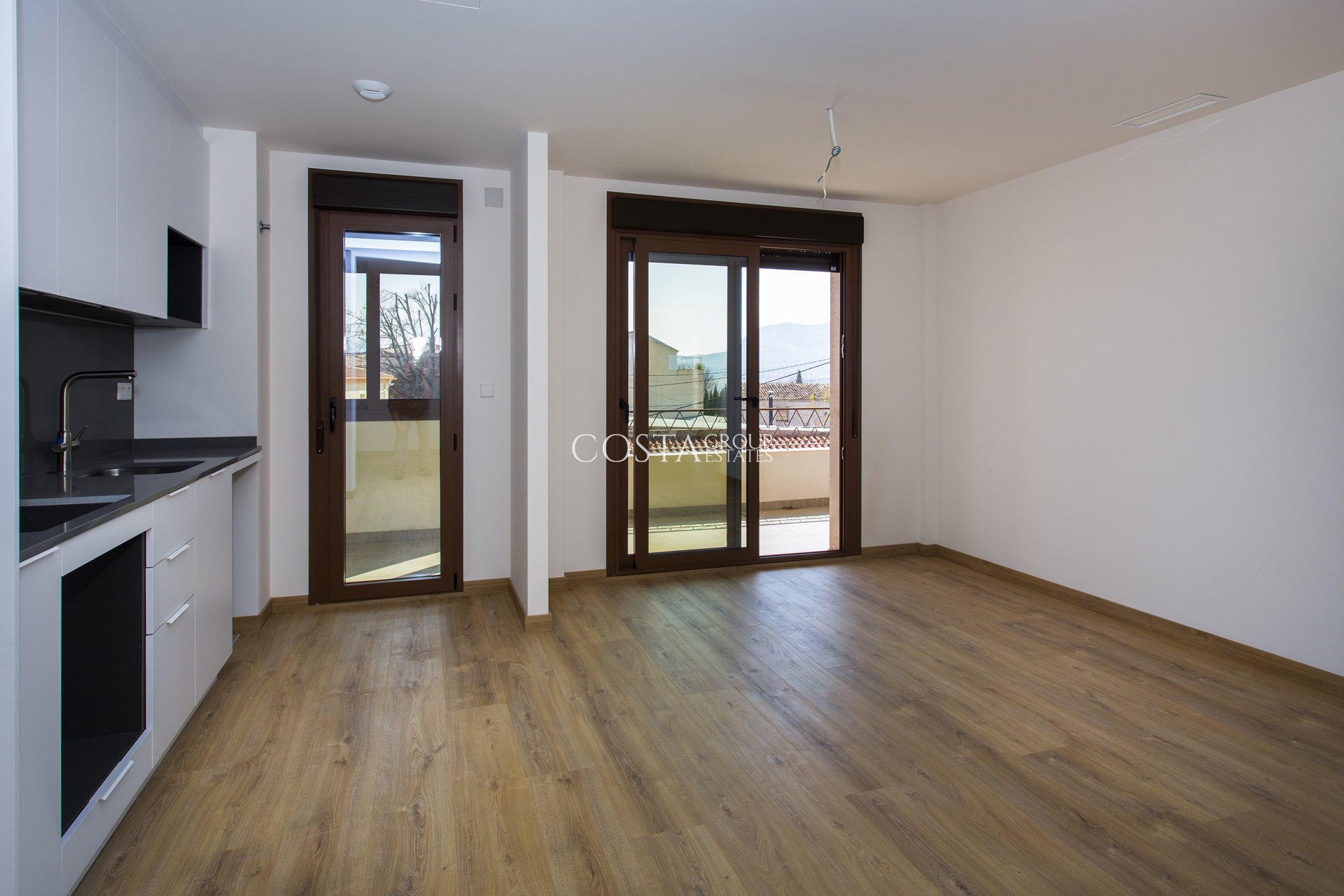 Neue Gebäude - low-bungalow -
La Canalosa