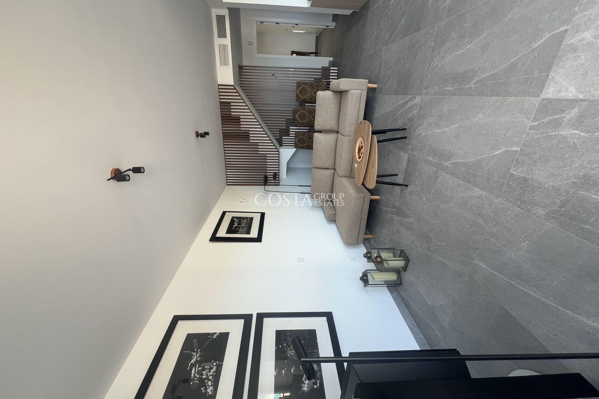 Neue Gebäude - semi-detached -
Polop