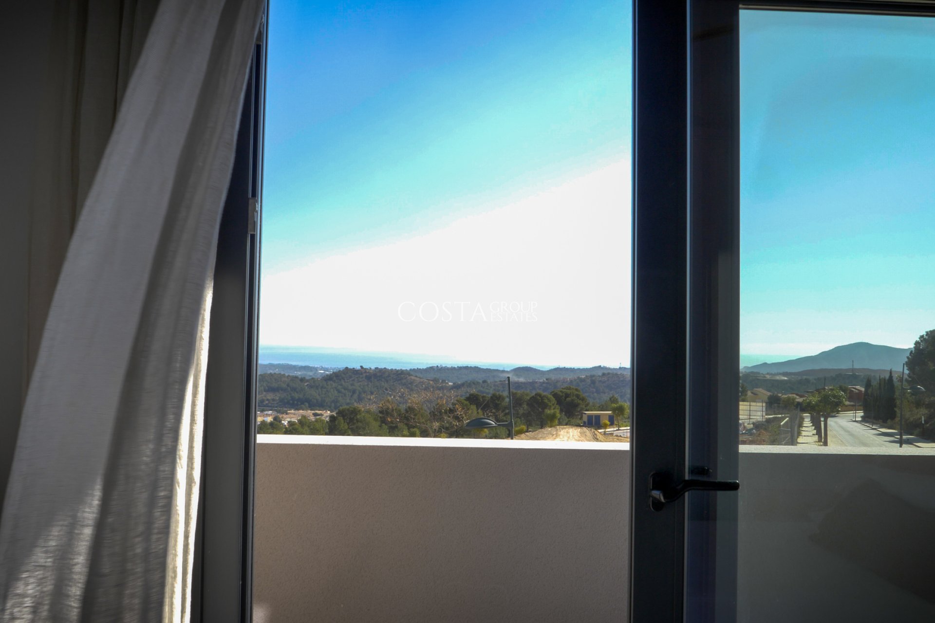 Neue Gebäude - semi-detached -
Polop