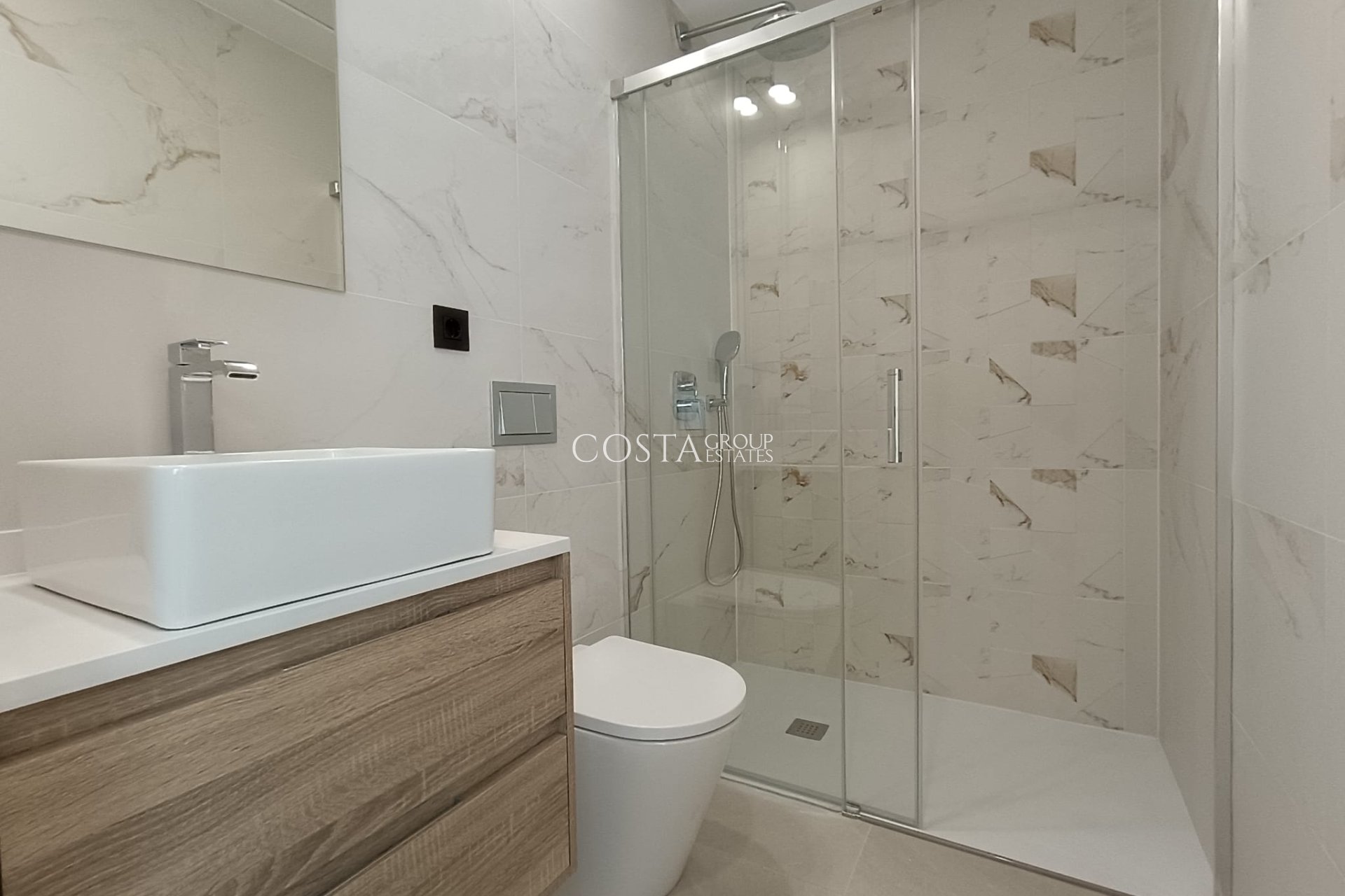 Neue Gebäude - terraced -
Benijofar