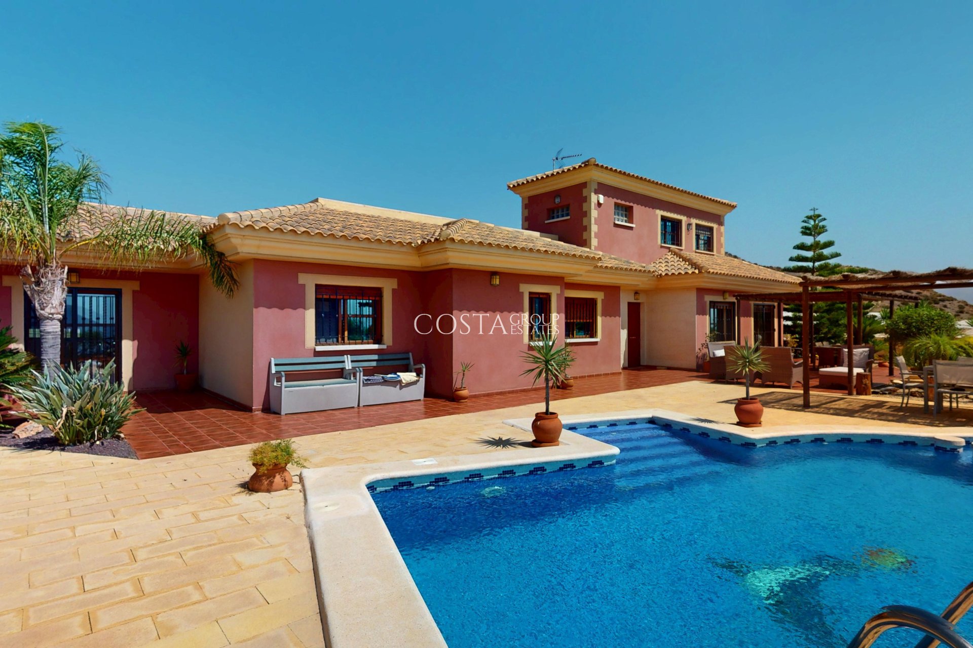 Neue Gebäude - Villa -
Aguilas