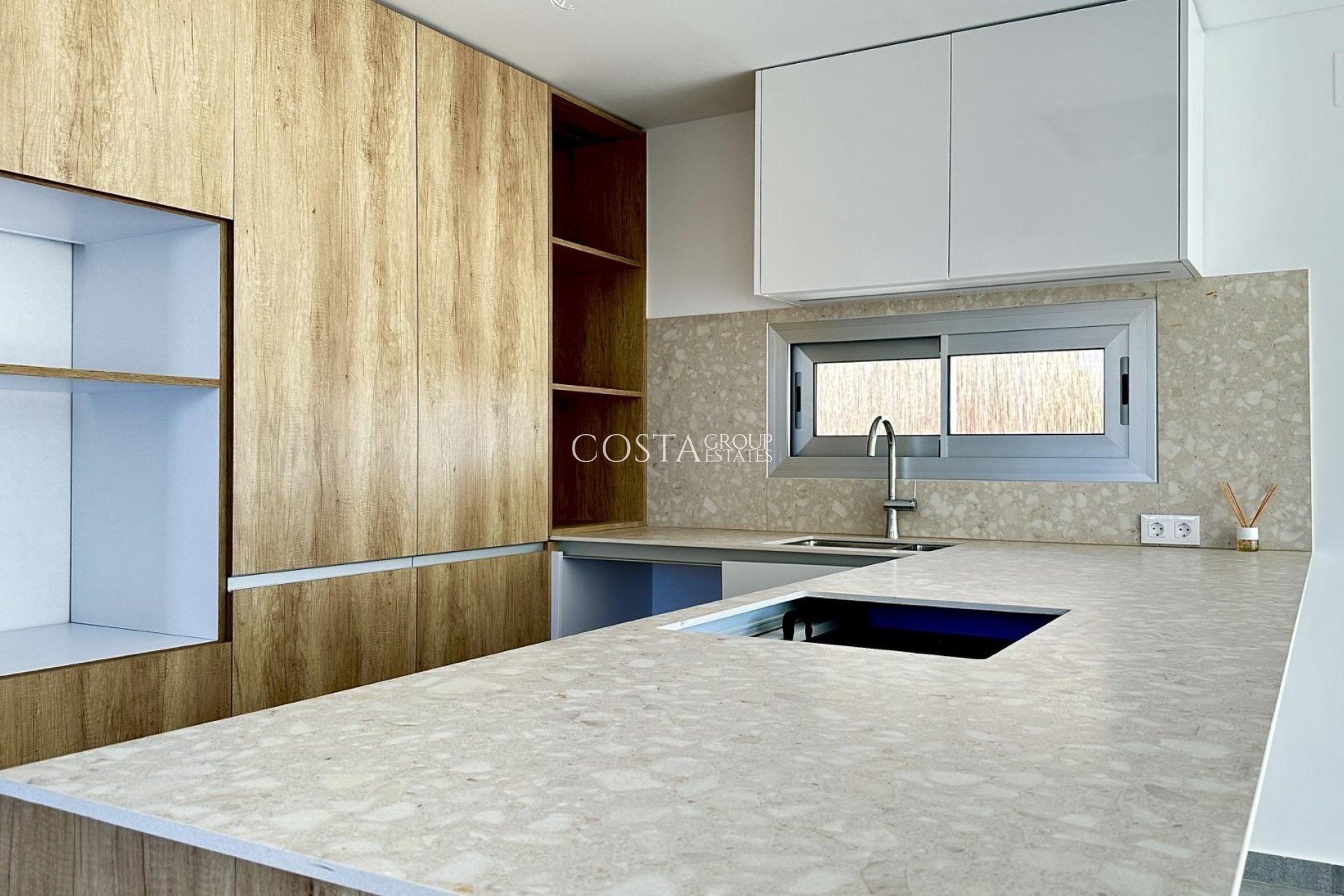 Neue Gebäude - Villa -
Algorfa - La Finca Golf