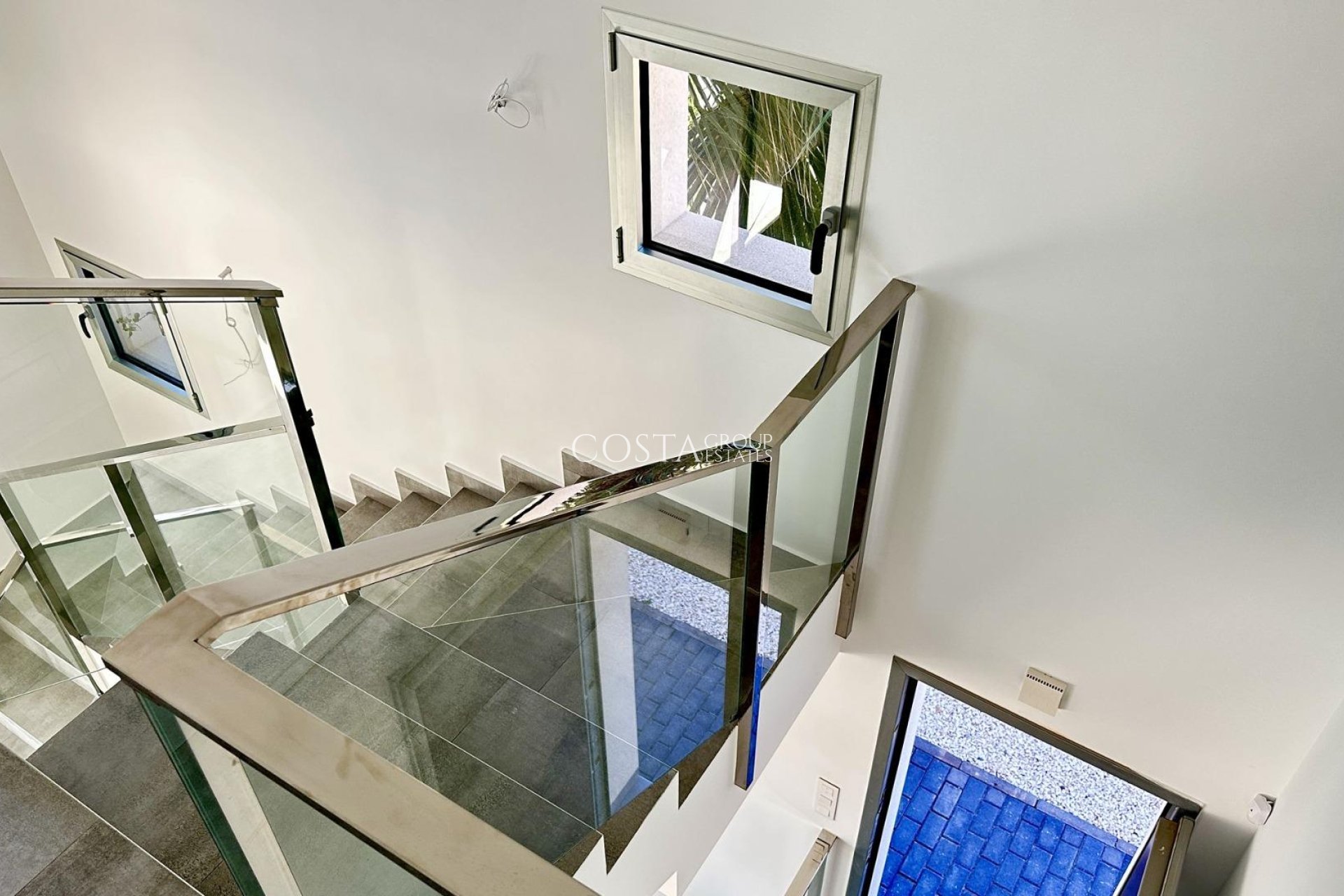 Neue Gebäude - Villa -
Algorfa - La Finca Golf