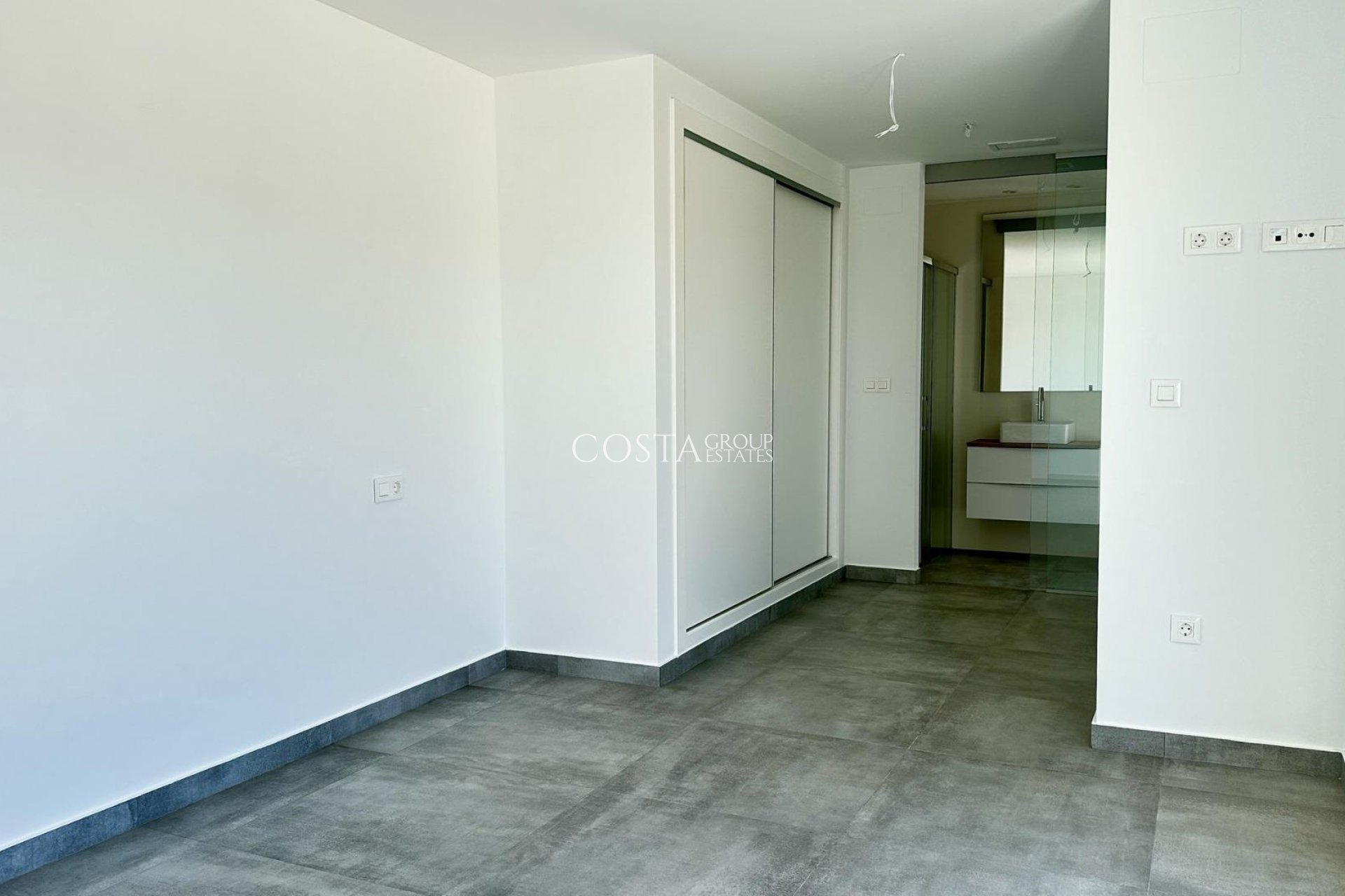 Neue Gebäude - Villa -
Algorfa - La Finca Golf