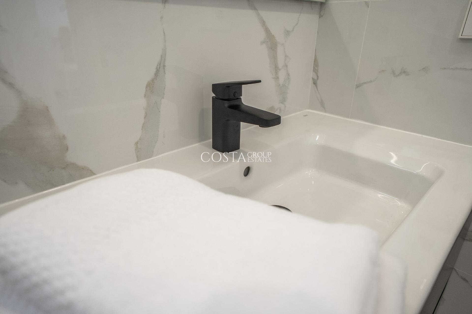 Neue Gebäude - Villa -
Algorfa - La Finca Golf