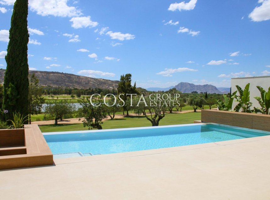 Neue Gebäude - Villa -
Algorfa - La Finca Golf