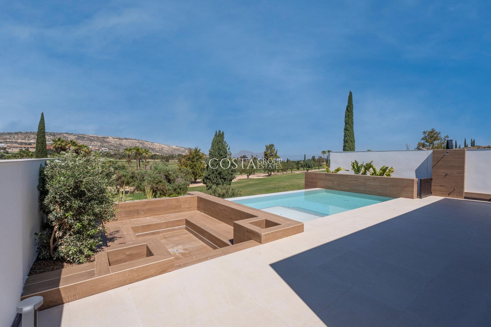 Neue Gebäude - Villa -
Algorfa - La Finca Golf