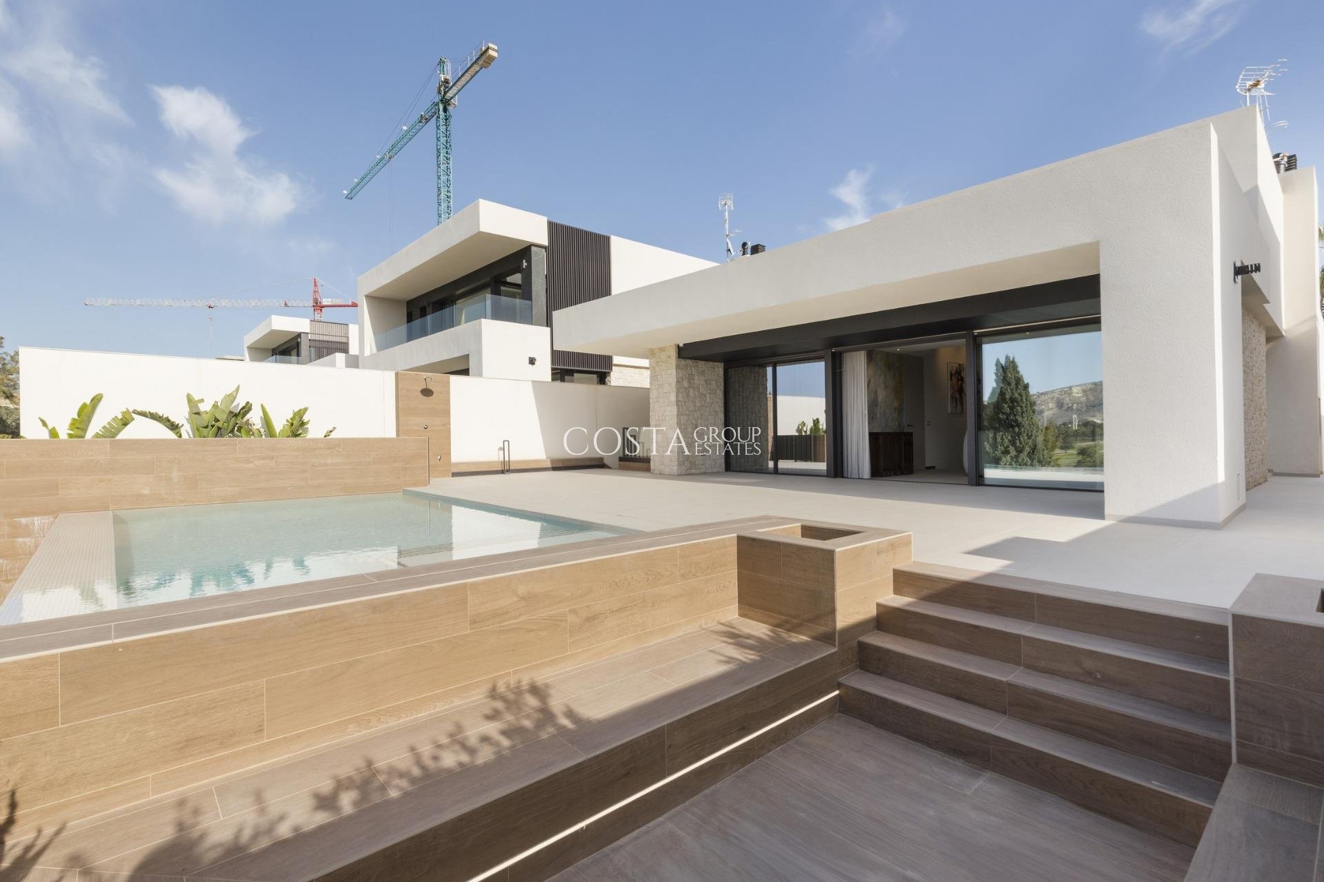 Neue Gebäude - Villa -
Algorfa - La Finca Golf
