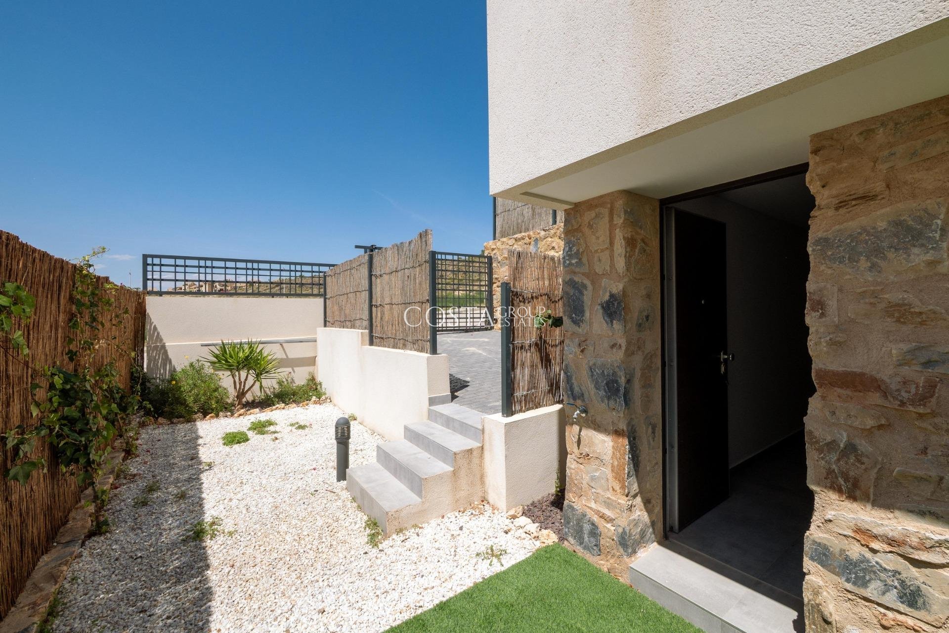 Neue Gebäude - Villa -
Algorfa - La Finca Golf