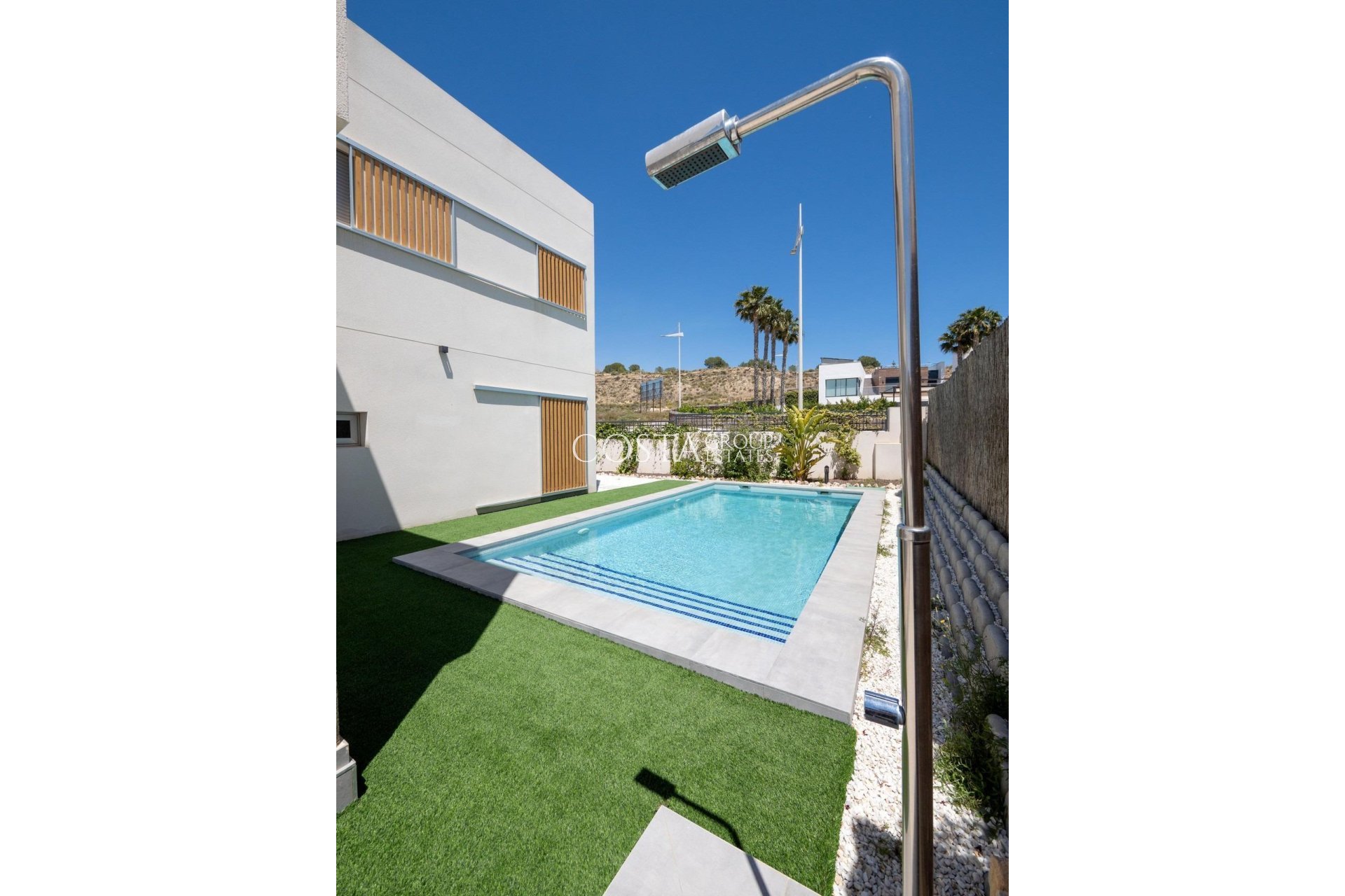 Neue Gebäude - Villa -
Algorfa - La Finca Golf