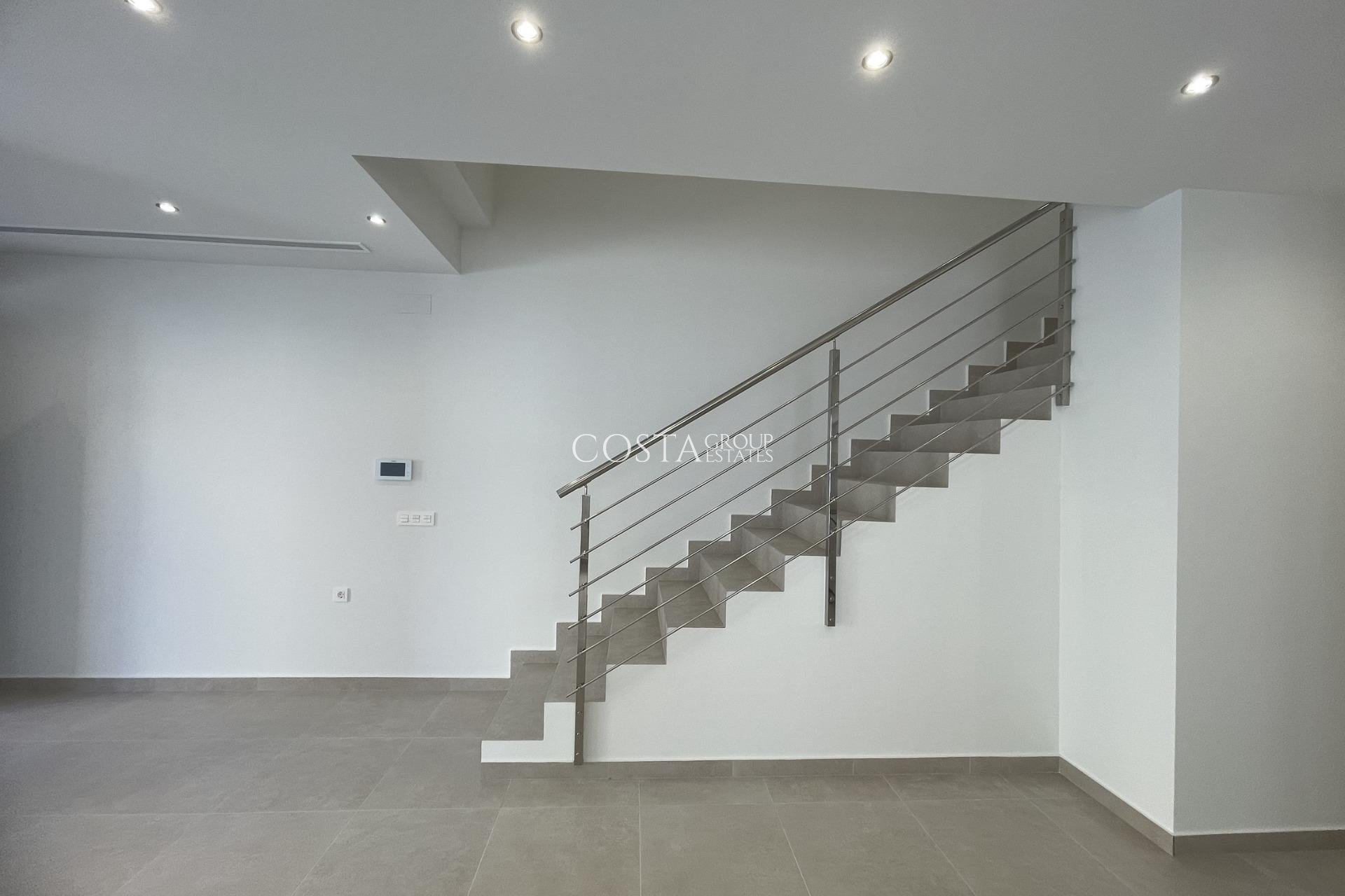 Neue Gebäude - Villa -
Almoradí - Heredades