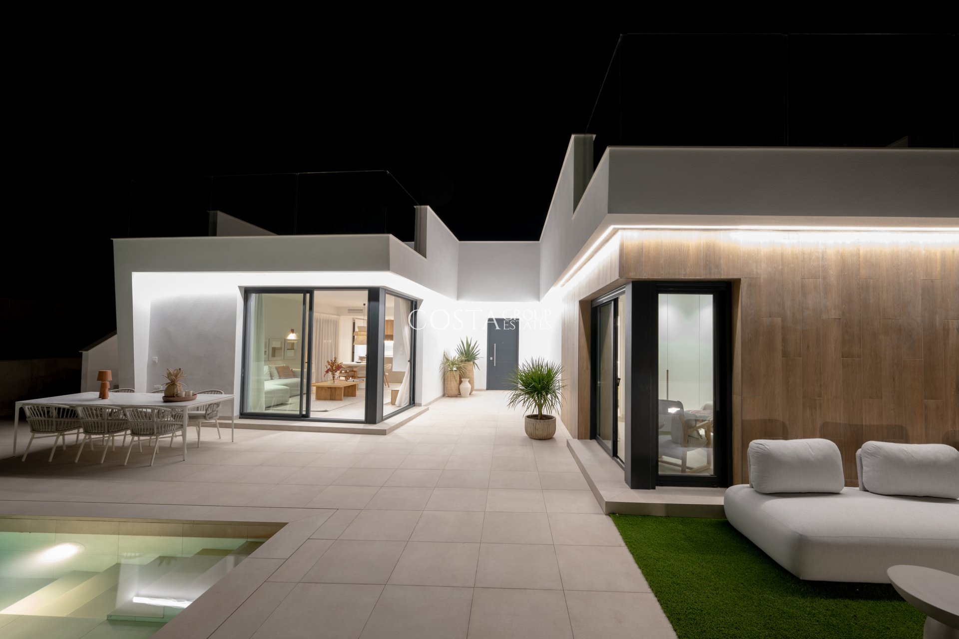 Neue Gebäude - Villa -
Altaona Golf & Country Village