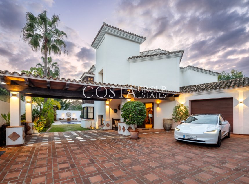 Neue Gebäude - Villa -
Benahavís