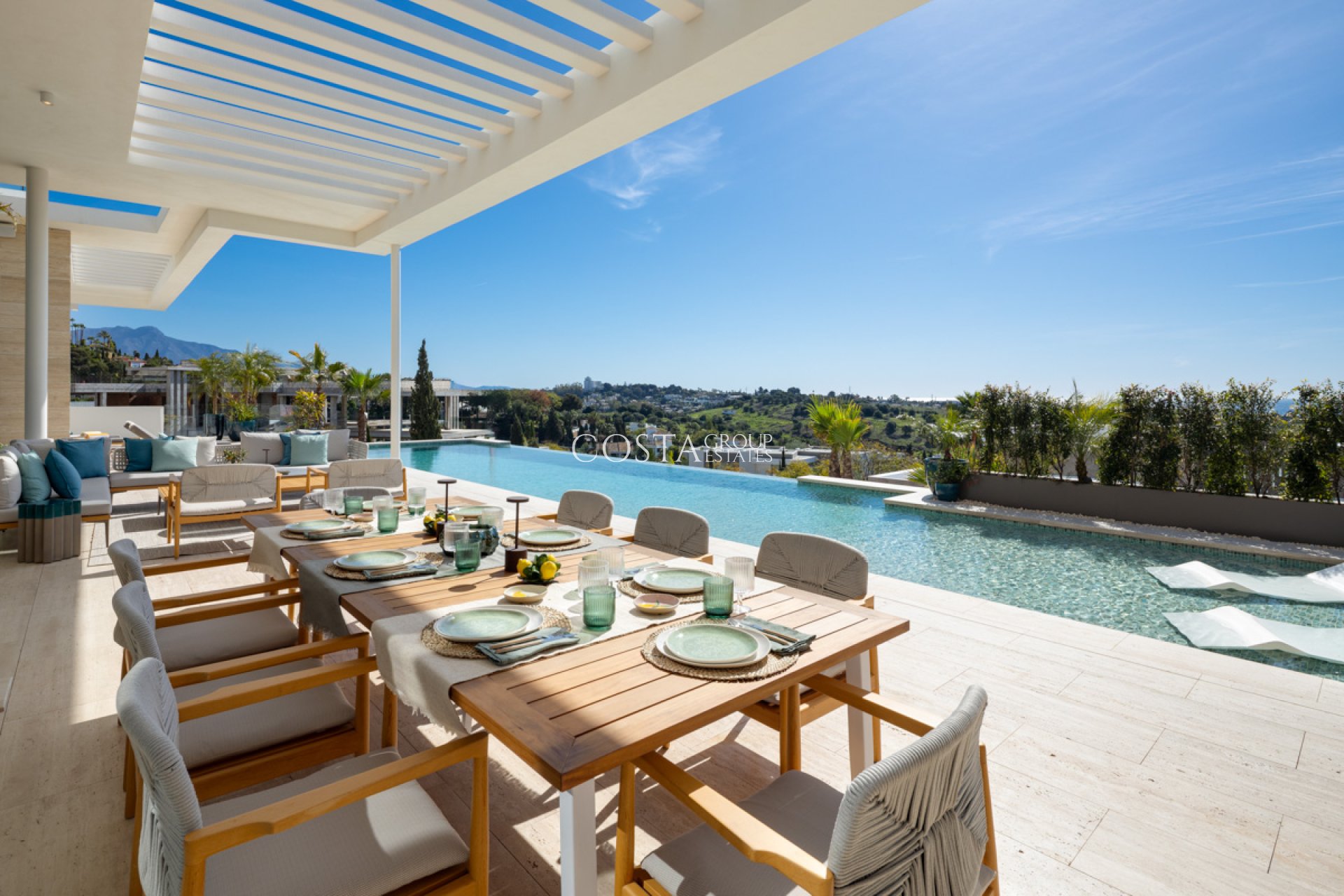 Neue Gebäude - Villa -
Benahavís