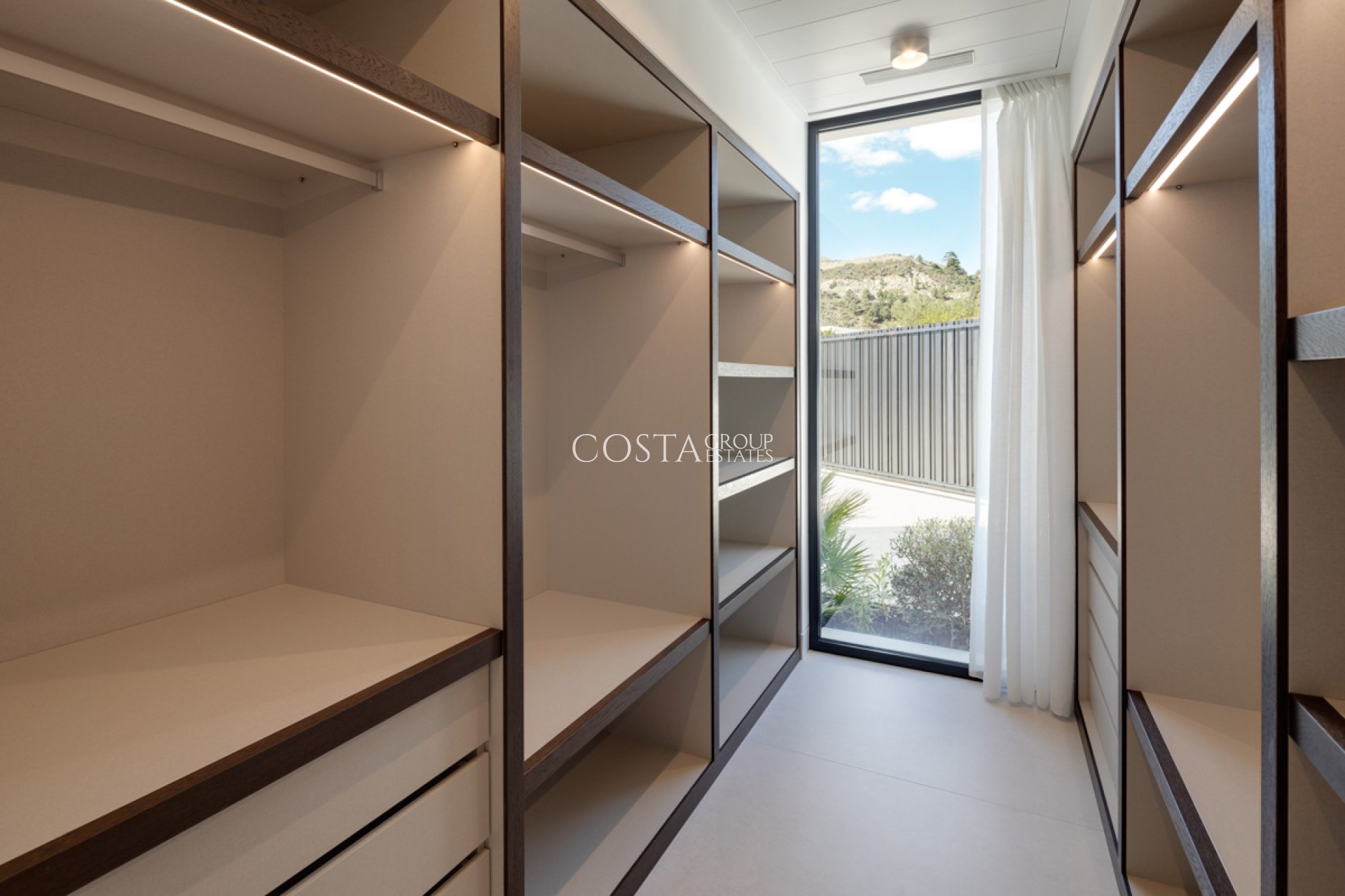 Neue Gebäude - Villa -
Benahavís