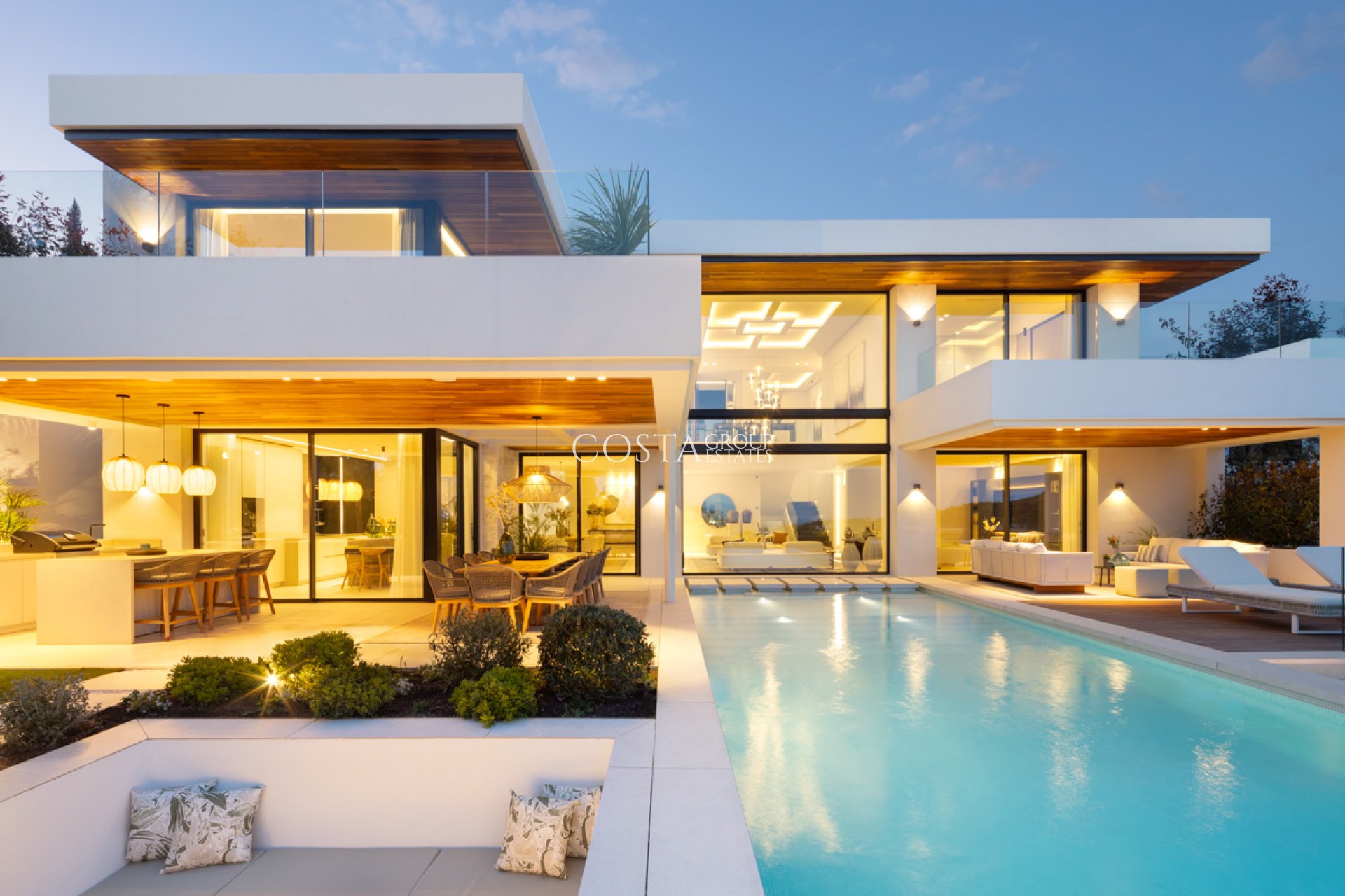 Neue Gebäude - Villa -
Benahavís