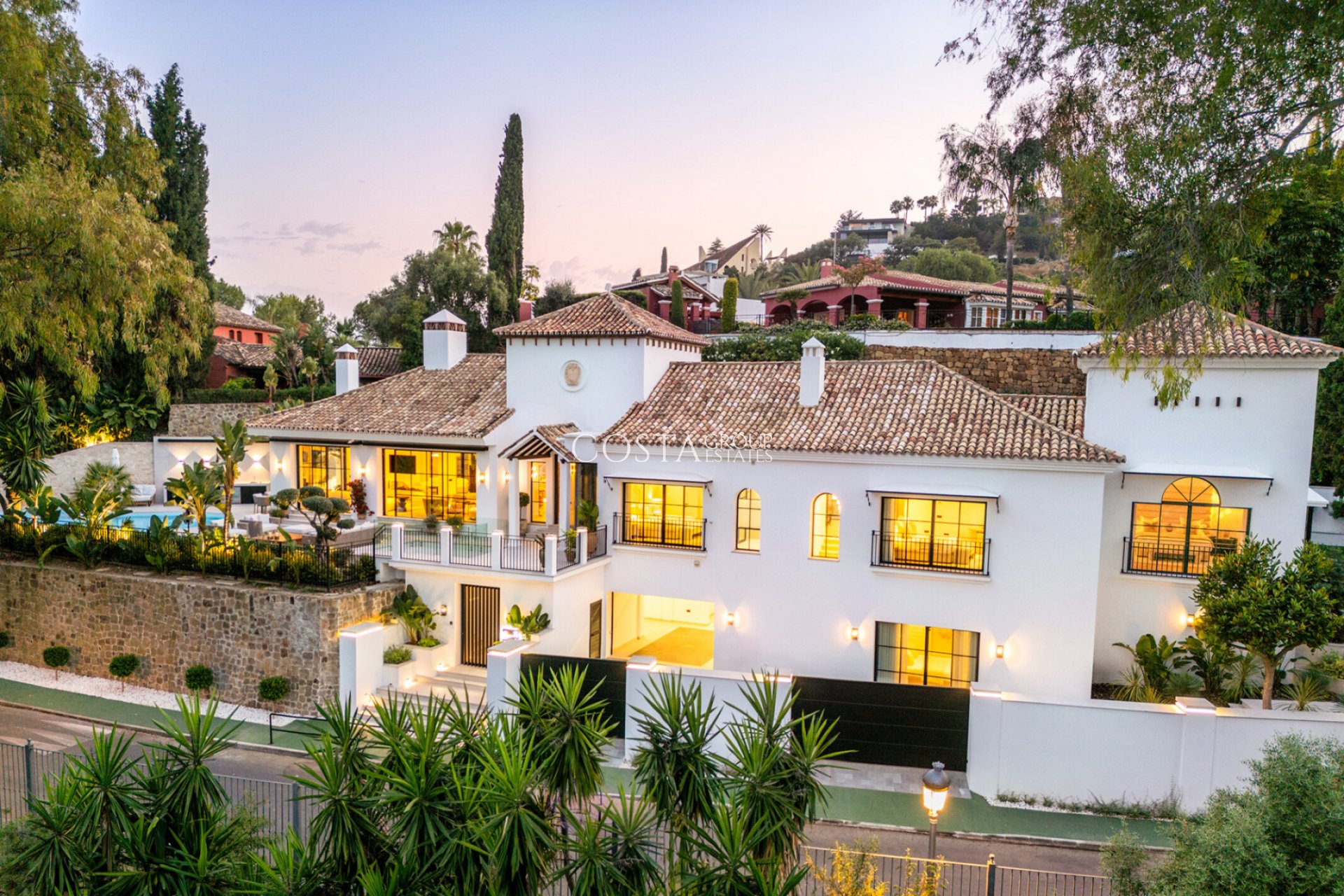 Neue Gebäude - Villa -
Benahavís