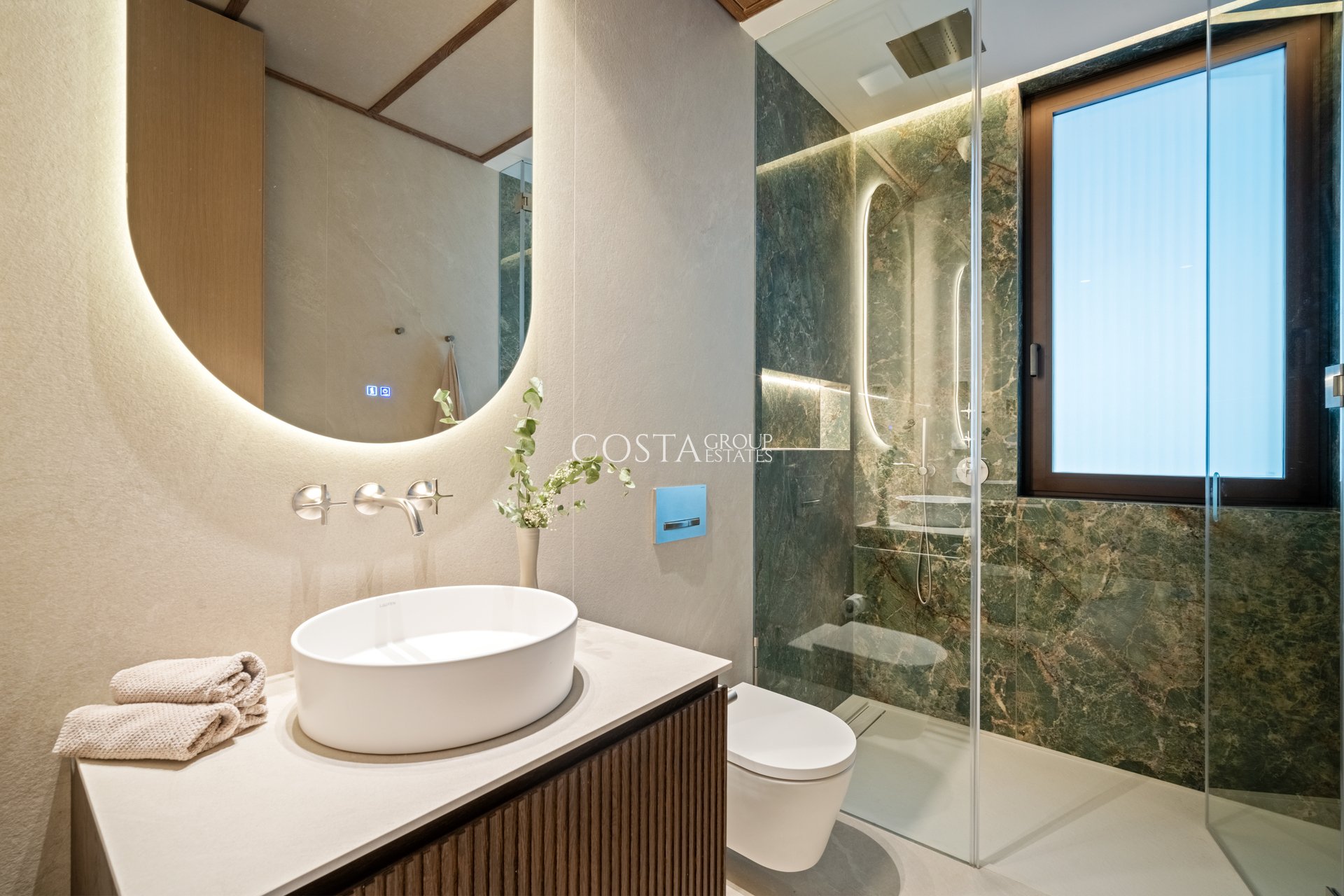 Neue Gebäude - Villa -
Benahavís