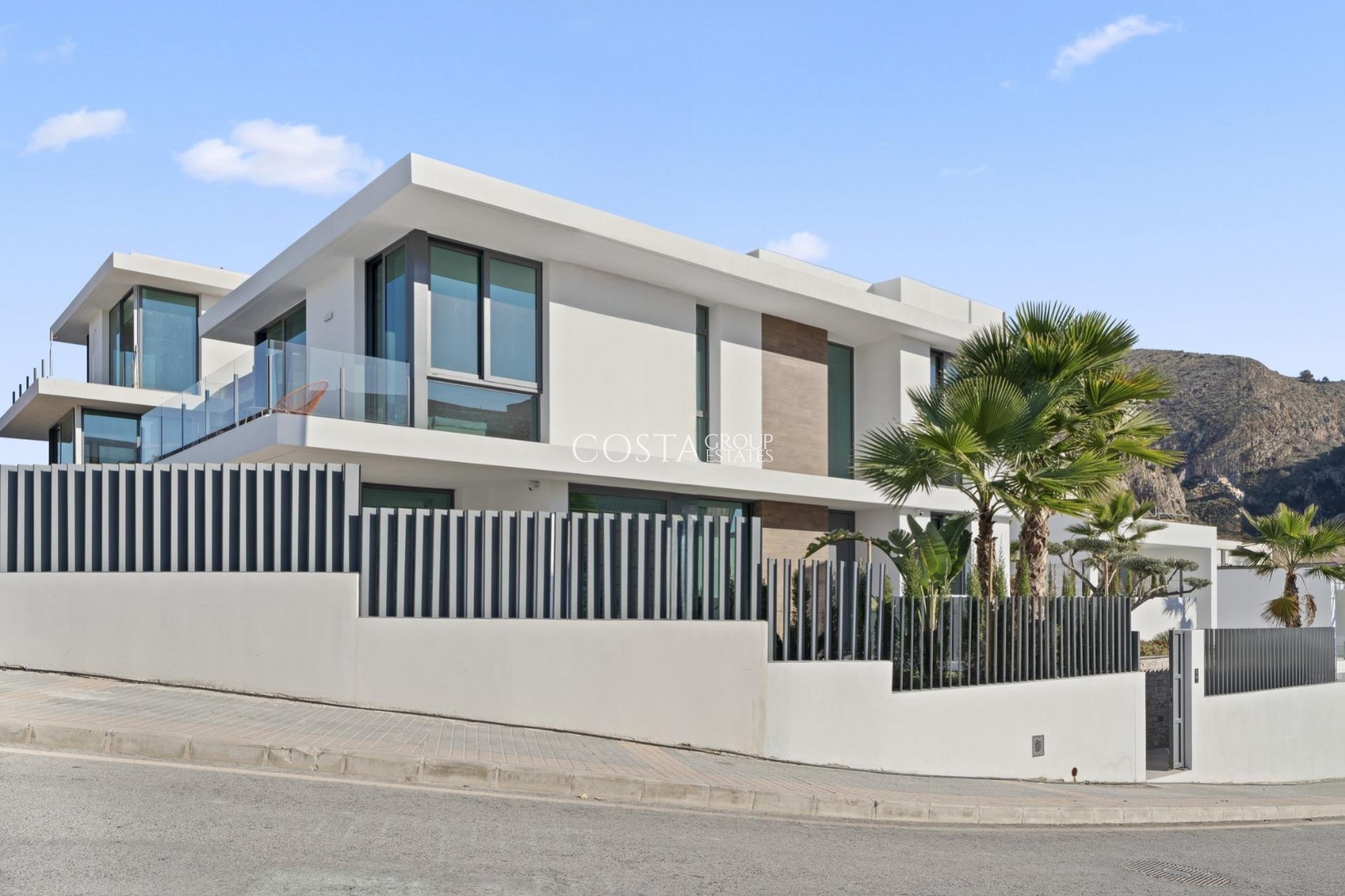 Neue Gebäude - Villa -
Benidorm - Rincón de Loix