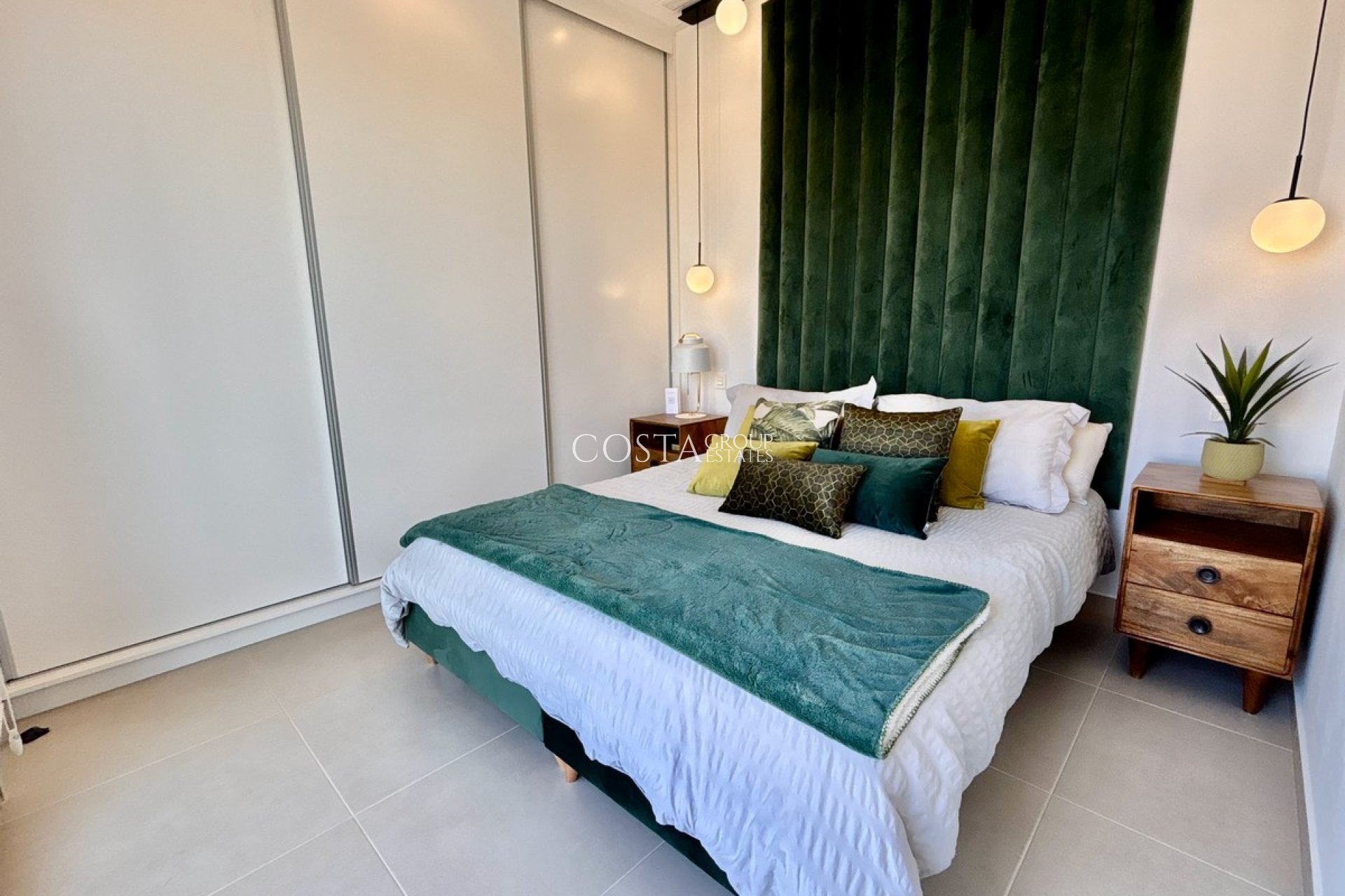 Neue Gebäude - Villa -
Benijofar