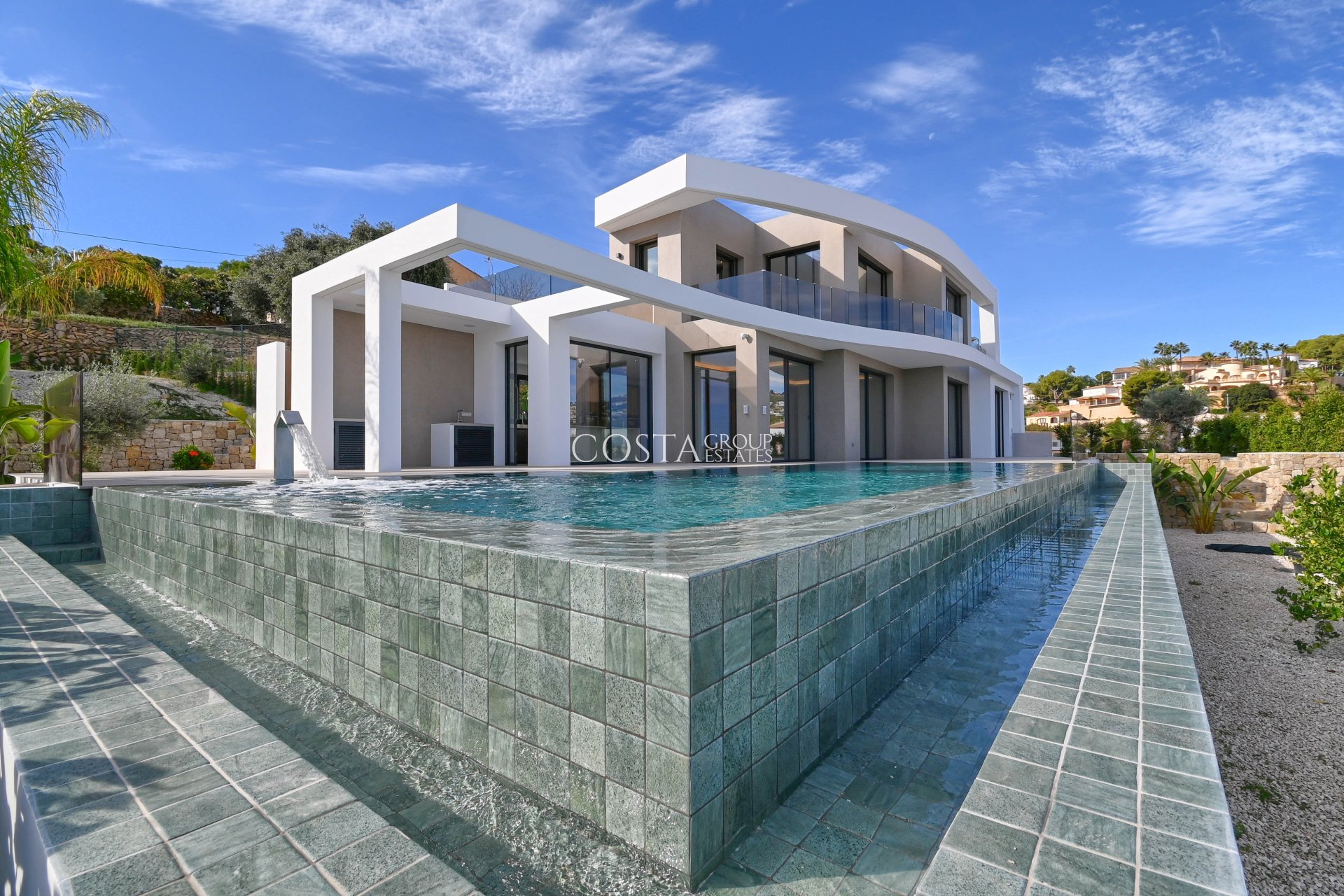 Neue Gebäude - Villa -
Benissa