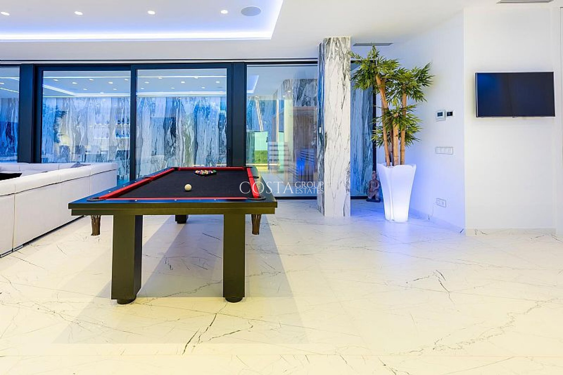 Neue Gebäude - Villa -
Calpe