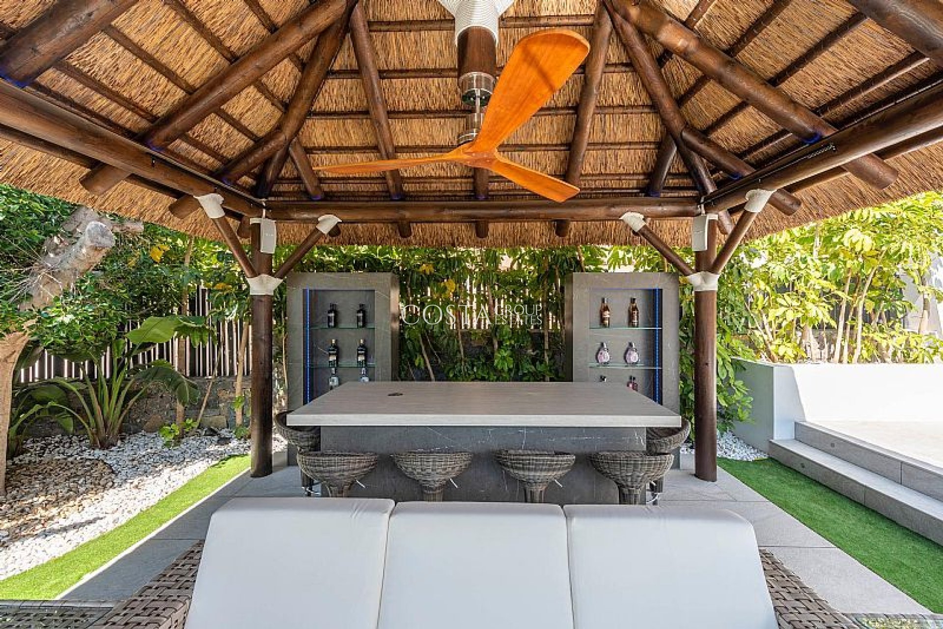 Neue Gebäude - Villa -
Calpe