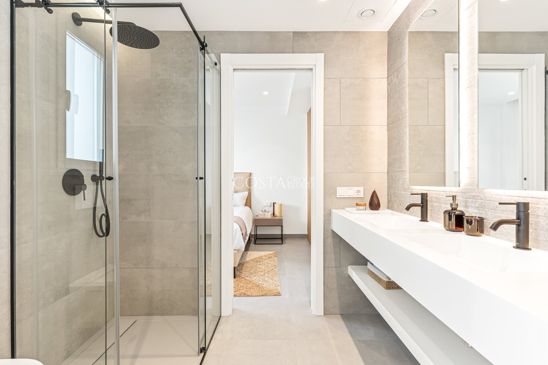 Neue Gebäude - Villa -
Cumbre del Sol