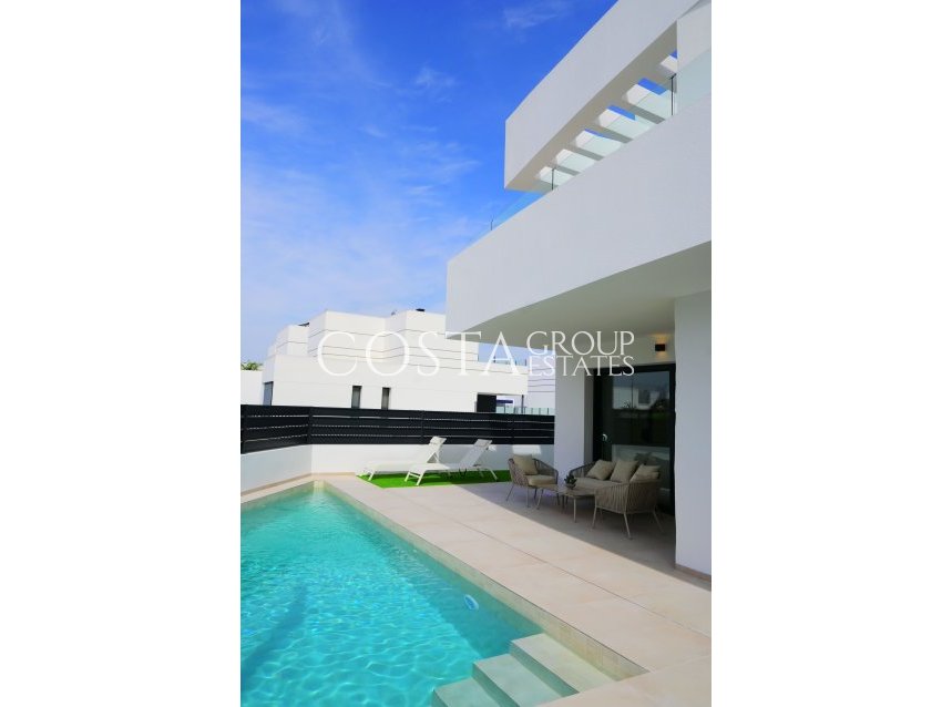 Neue Gebäude - Villa -
Dolores