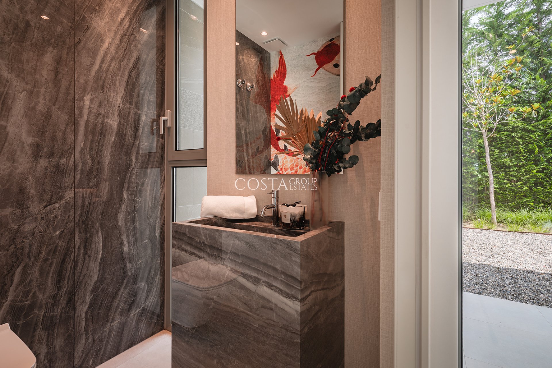 Neue Gebäude - Villa -
El Paraíso