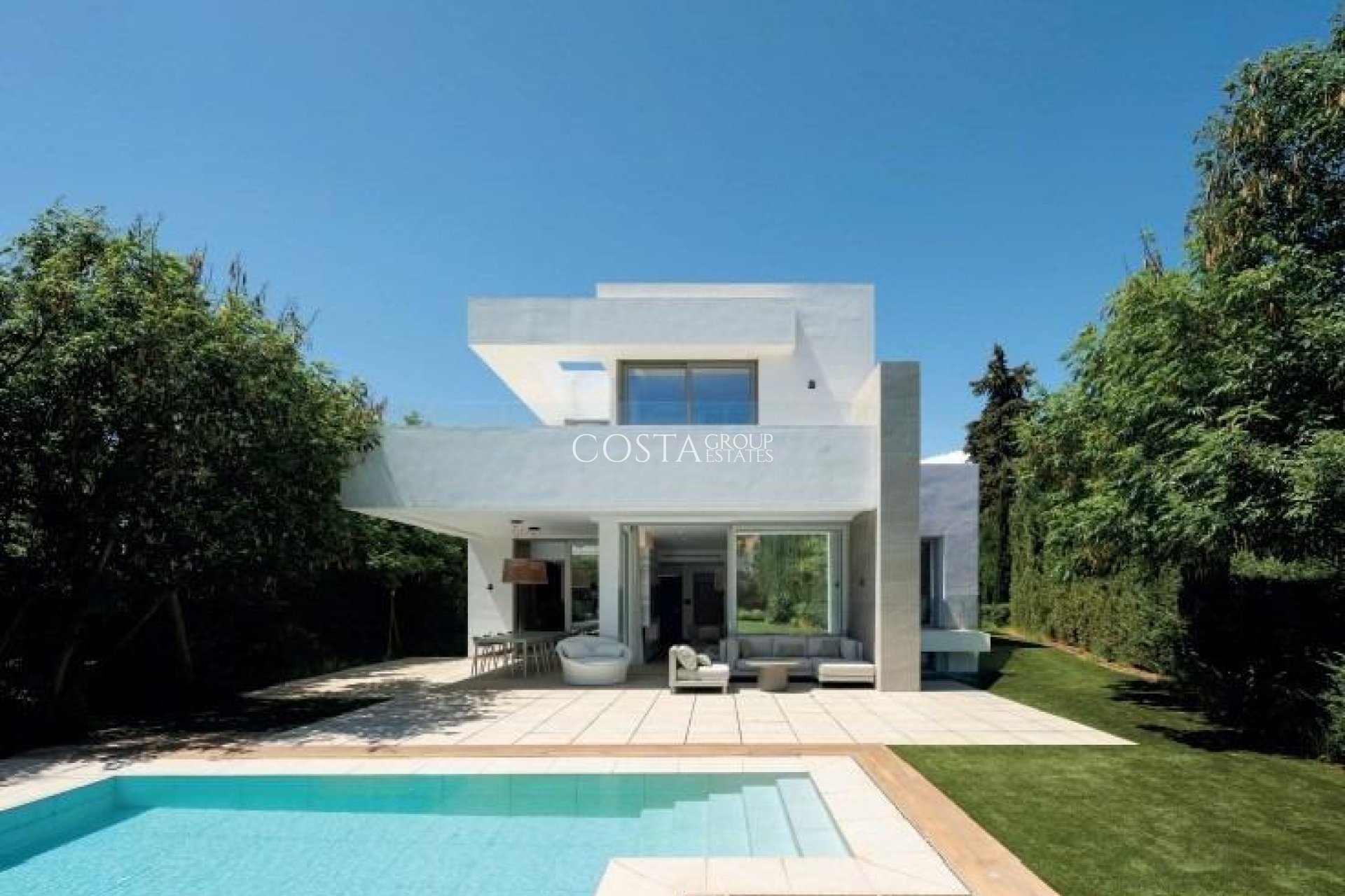 Neue Gebäude - Villa -
Estepona - Paraiso Alto