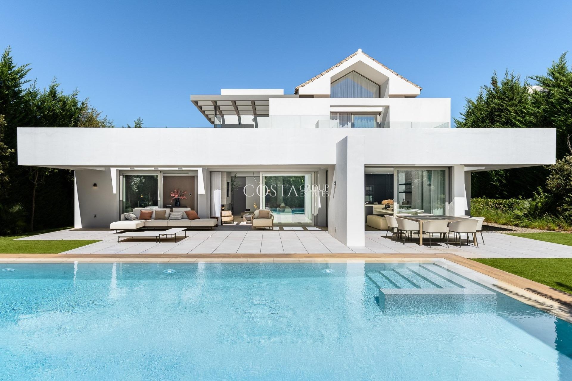 Neue Gebäude - Villa -
Estepona - Paraiso Alto
