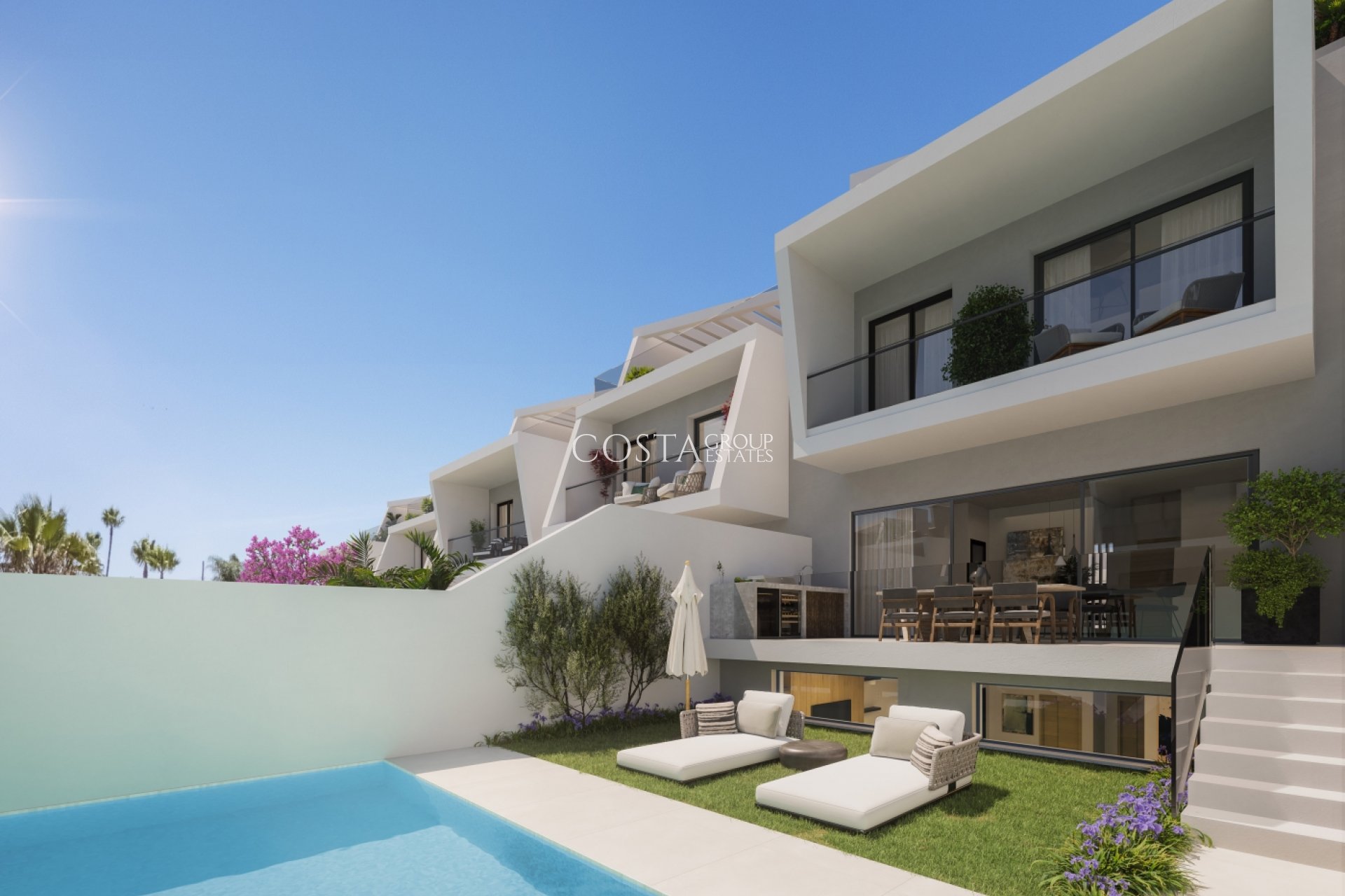 Neue Gebäude - Villa -
Estepona