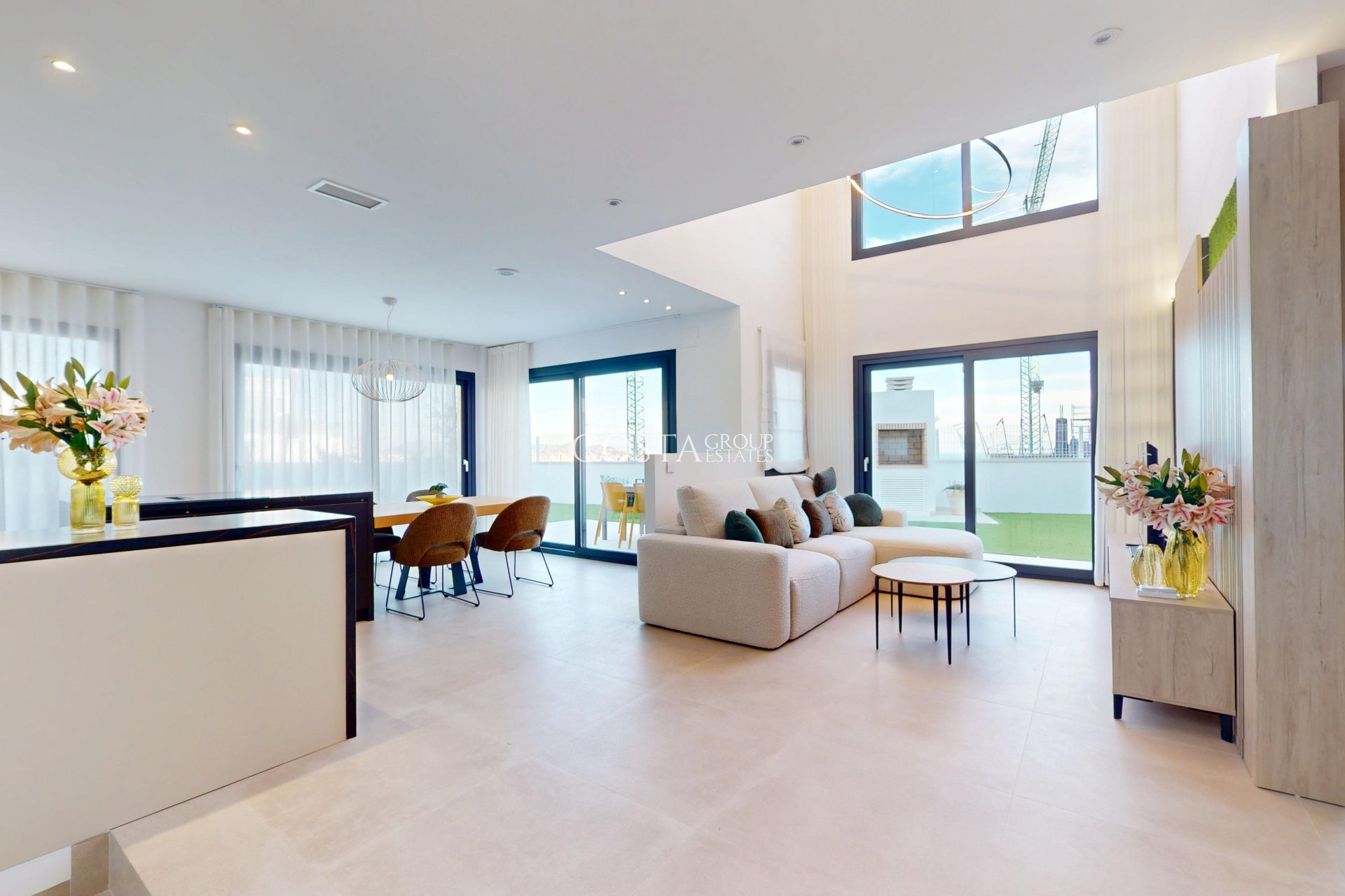Neue Gebäude - Villa -
Finestrat