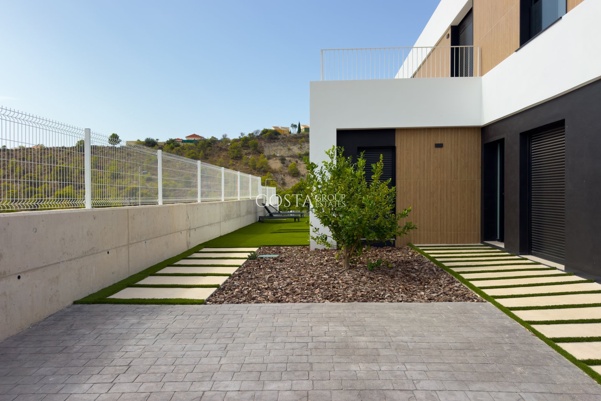 Neue Gebäude - Villa -
Finestrat