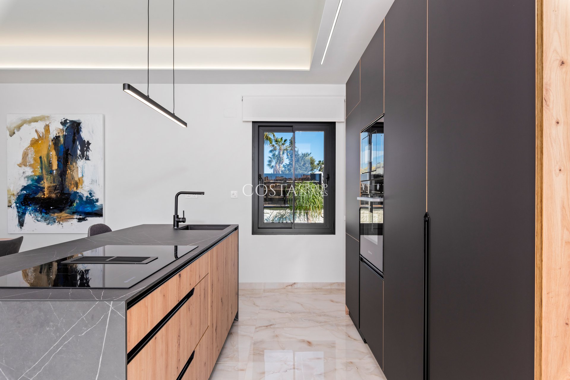 Neue Gebäude - Villa -
La Finca Golf