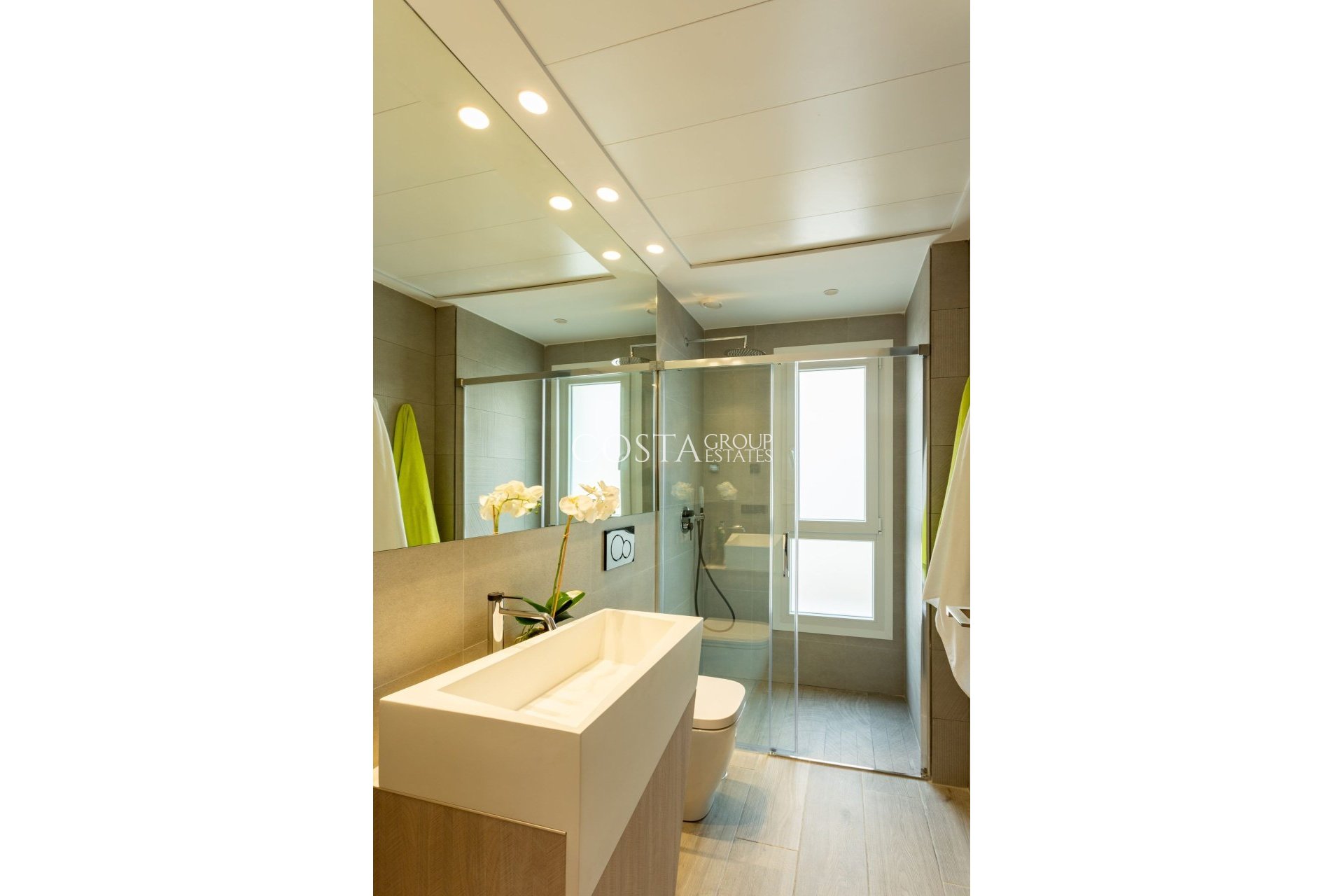 Neue Gebäude - Villa -
La Finca Golf