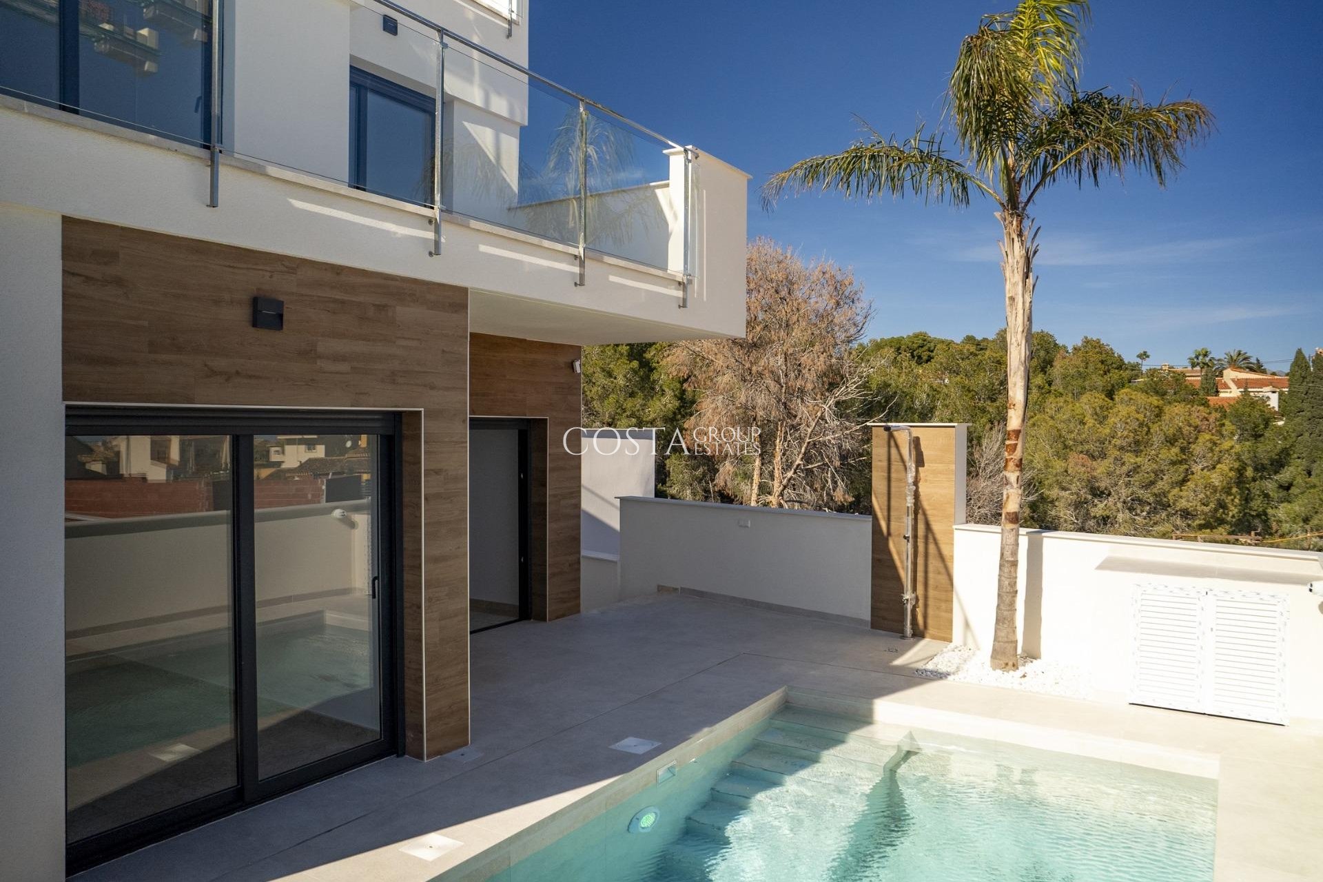 Neue Gebäude - Villa -
La Nucía - Urb. Don Mar