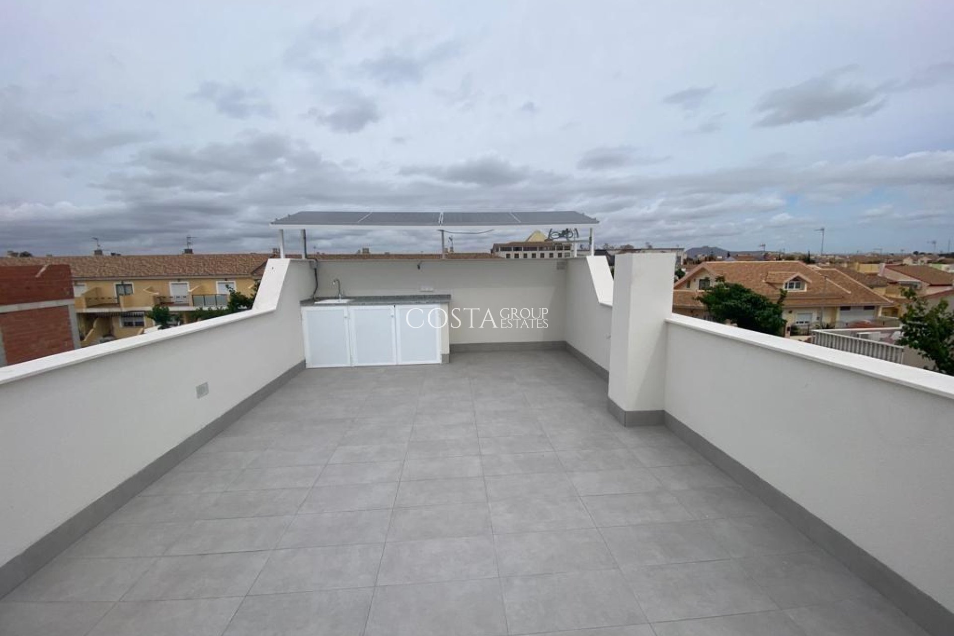 Neue Gebäude - Villa -
Los Alcazares - La Concha