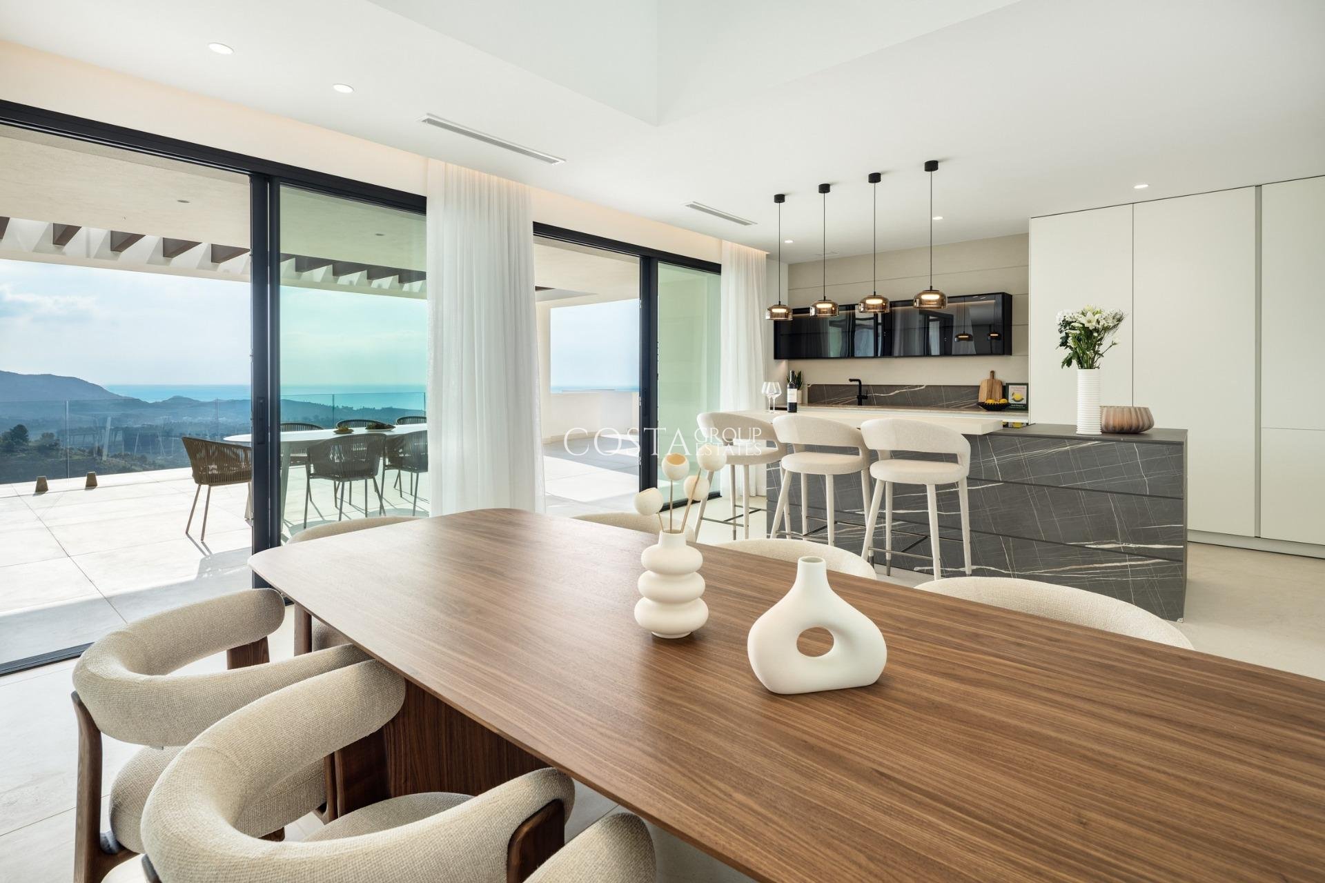 Neue Gebäude - Villa -
Málaga - Málaga Este