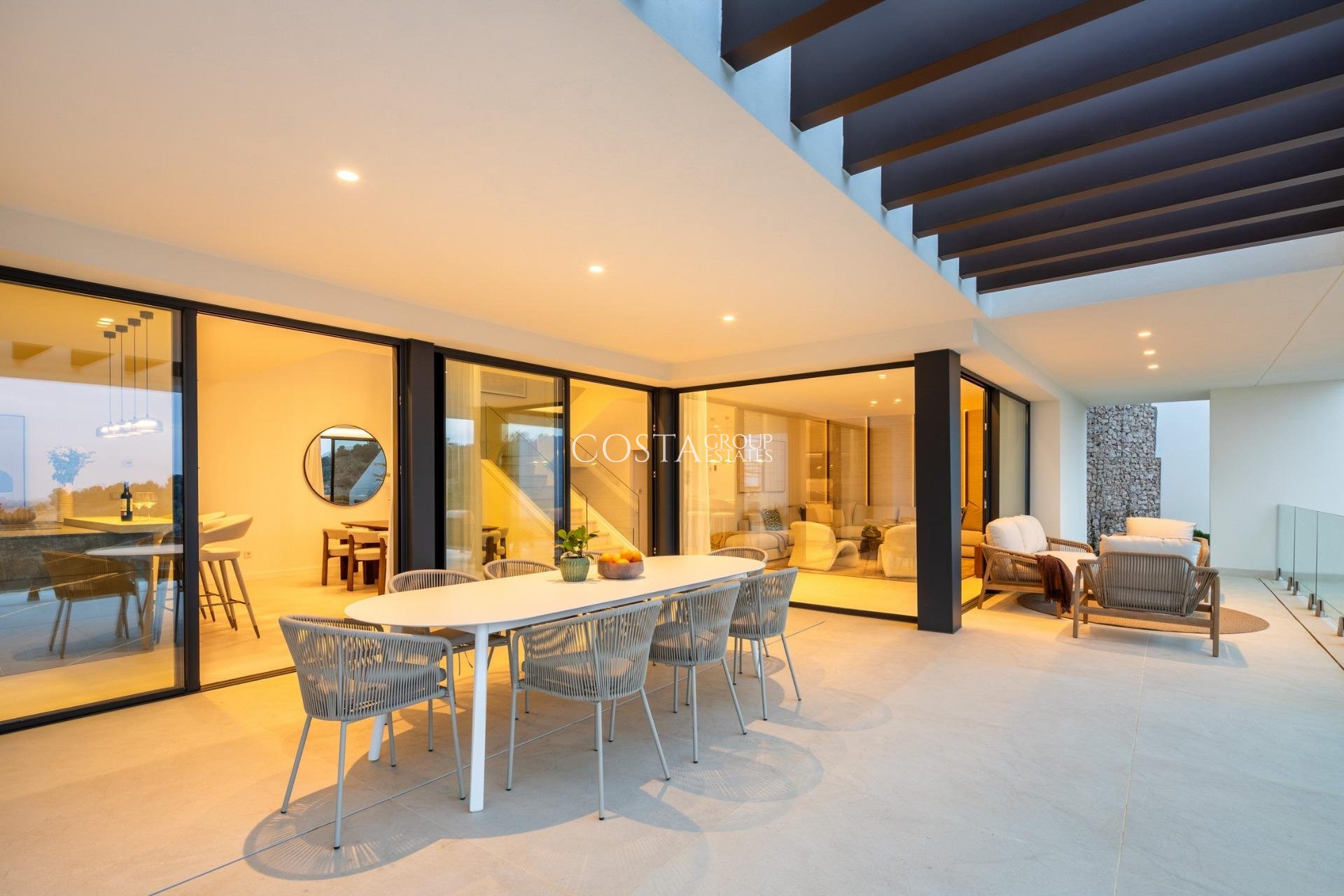 Neue Gebäude - Villa -
Málaga - Málaga Este