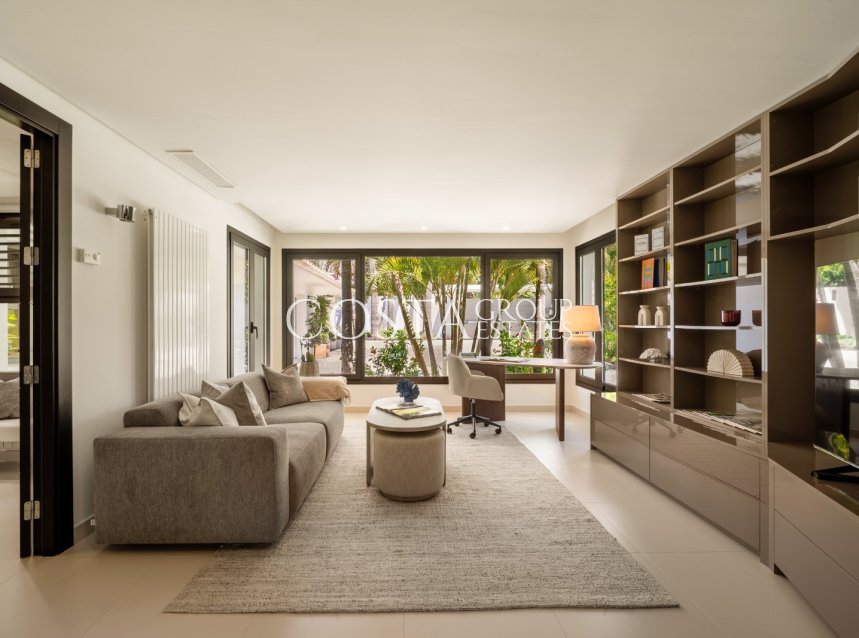 Neue Gebäude - Villa -
Marbella