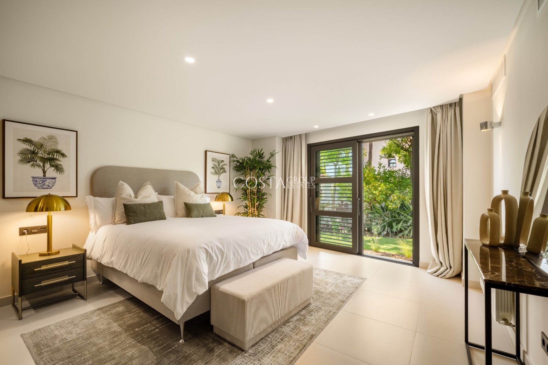 Neue Gebäude - Villa -
Marbella