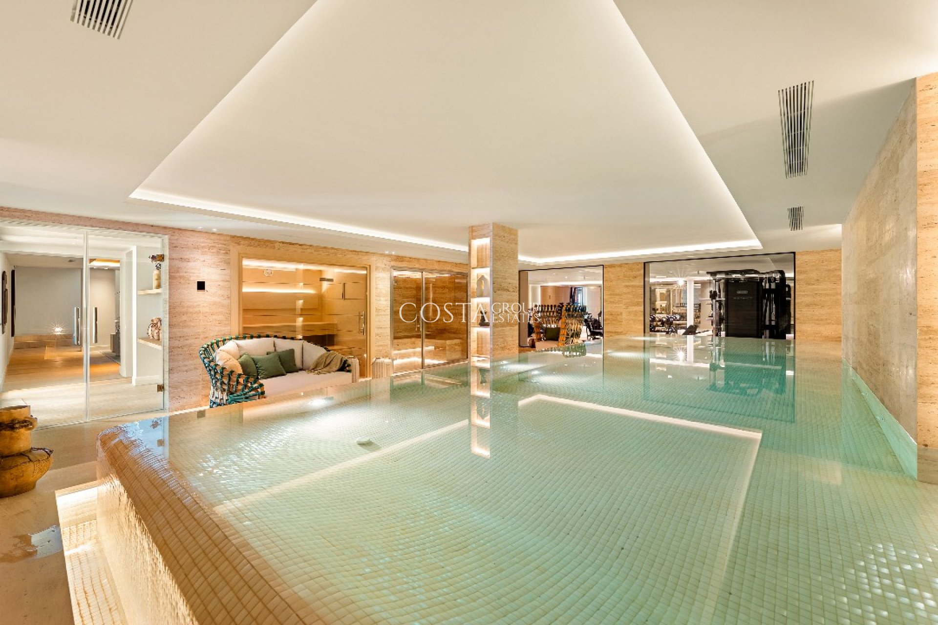 Neue Gebäude - Villa -
Marbella