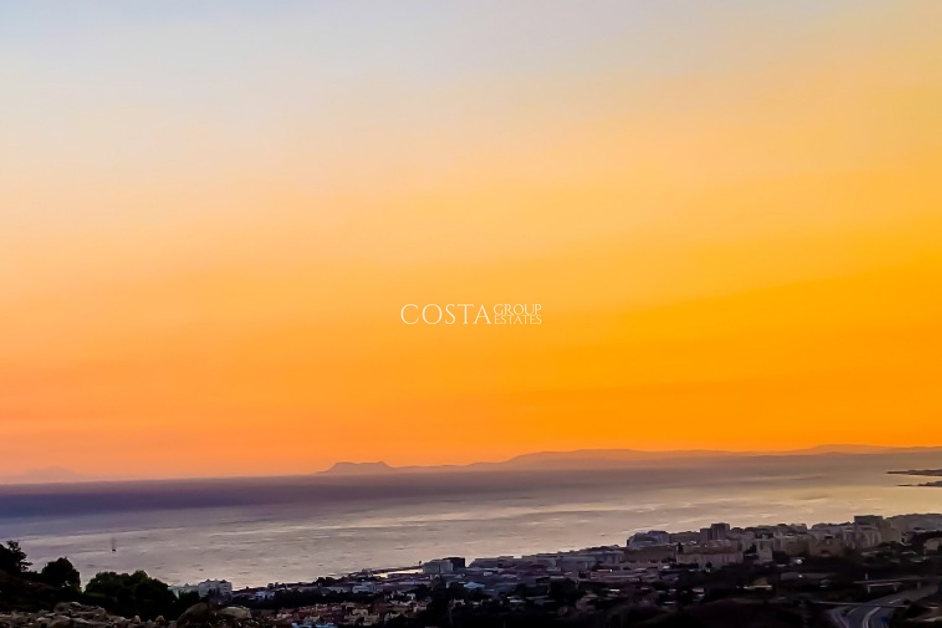 Neue Gebäude - Villa -
Marbella