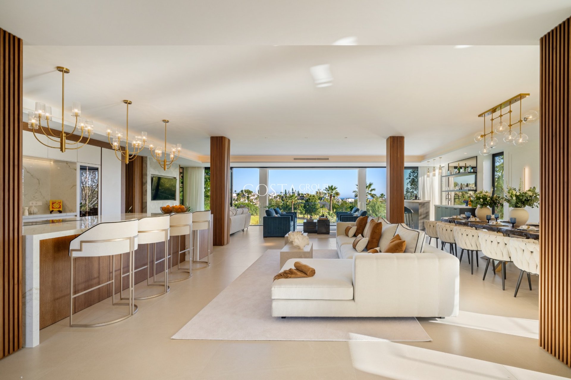 Neue Gebäude - Villa -
Marbella
